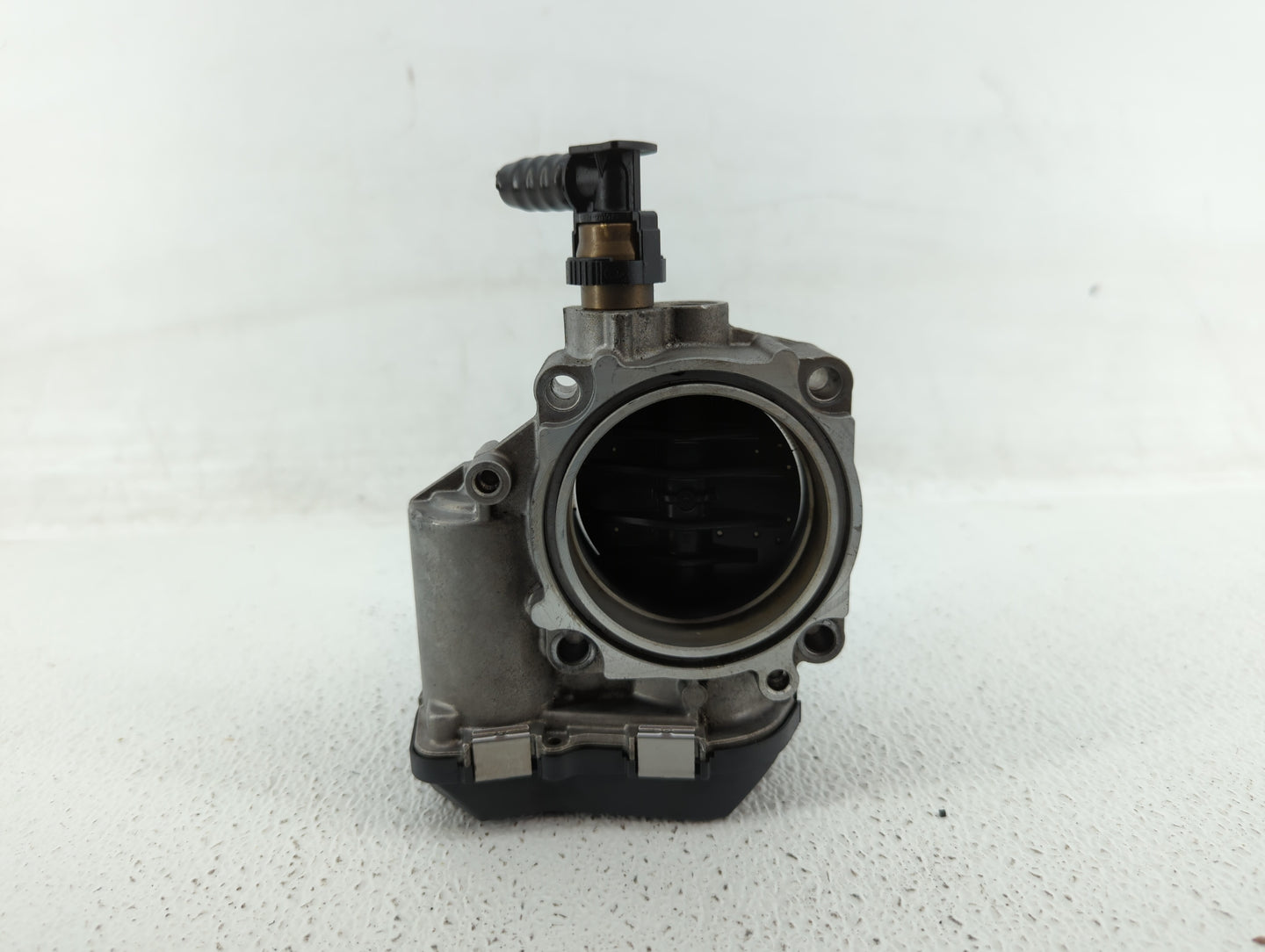 2012-2015 Bmw X1 Throttle Body P/N:1354 7588625-02 1354 7588625-03, 1354 7588625 Fits Fits 2012 2013 2014 2015 2016 2017 201