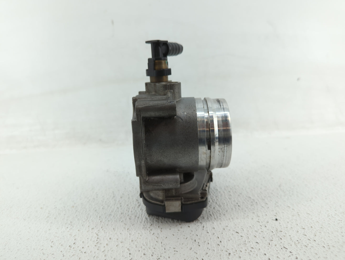 2012-2015 Bmw X1 Throttle Body P/N:1354 7588625-02 1354 7588625-03, 1354 7588625 Fits Fits 2012 2013 2014 2015 2016 2017 201
