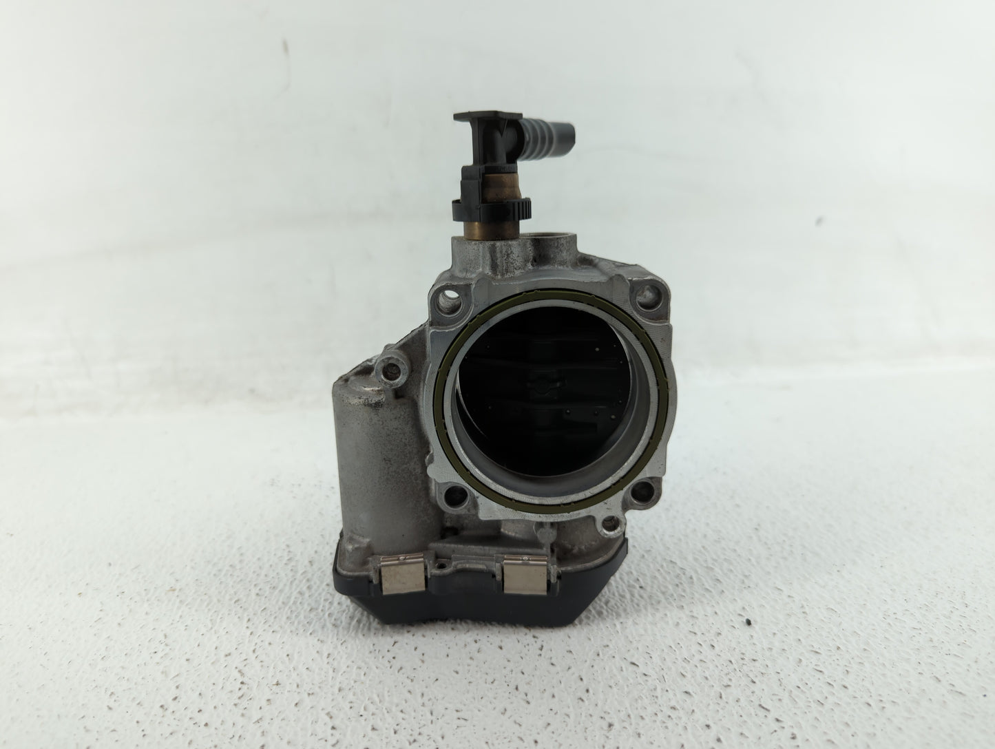 2012-2015 Bmw X1 Throttle Body P/N:1354 7588625-04 1354 7588625-03, 1354 7588625 Fits Fits 2012 2013 2014 2015 2016 2017 201