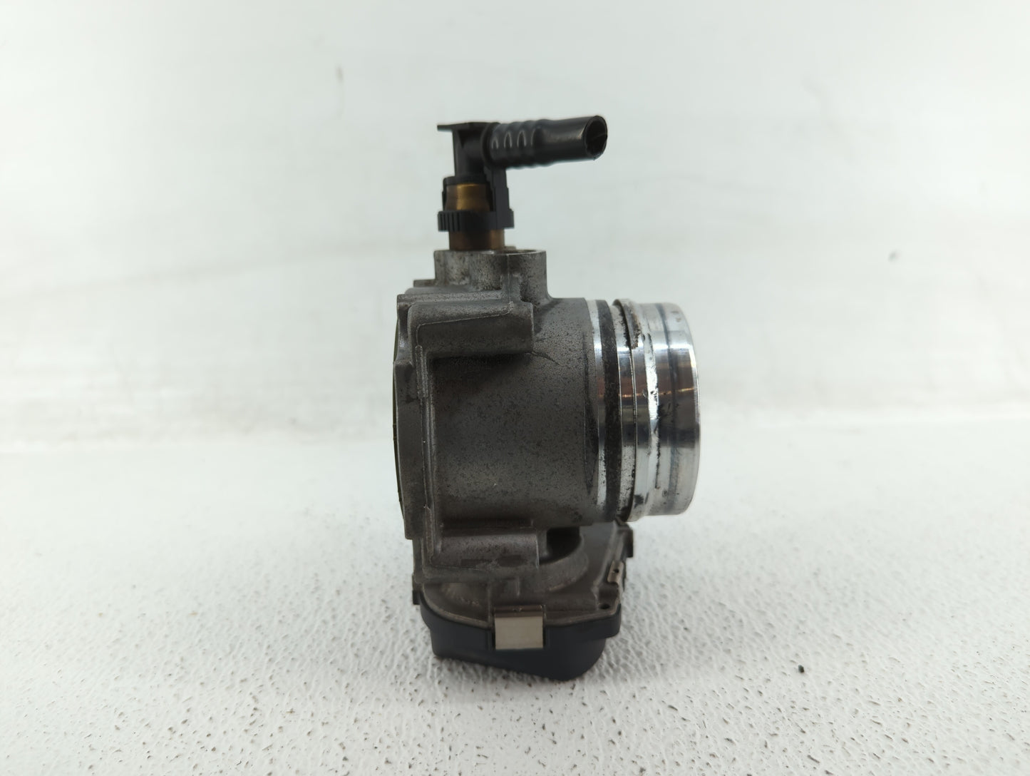 2012-2015 Bmw X1 Throttle Body P/N:1354 7588625-04 1354 7588625-03, 1354 7588625 Fits Fits 2012 2013 2014 2015 2016 2017 201