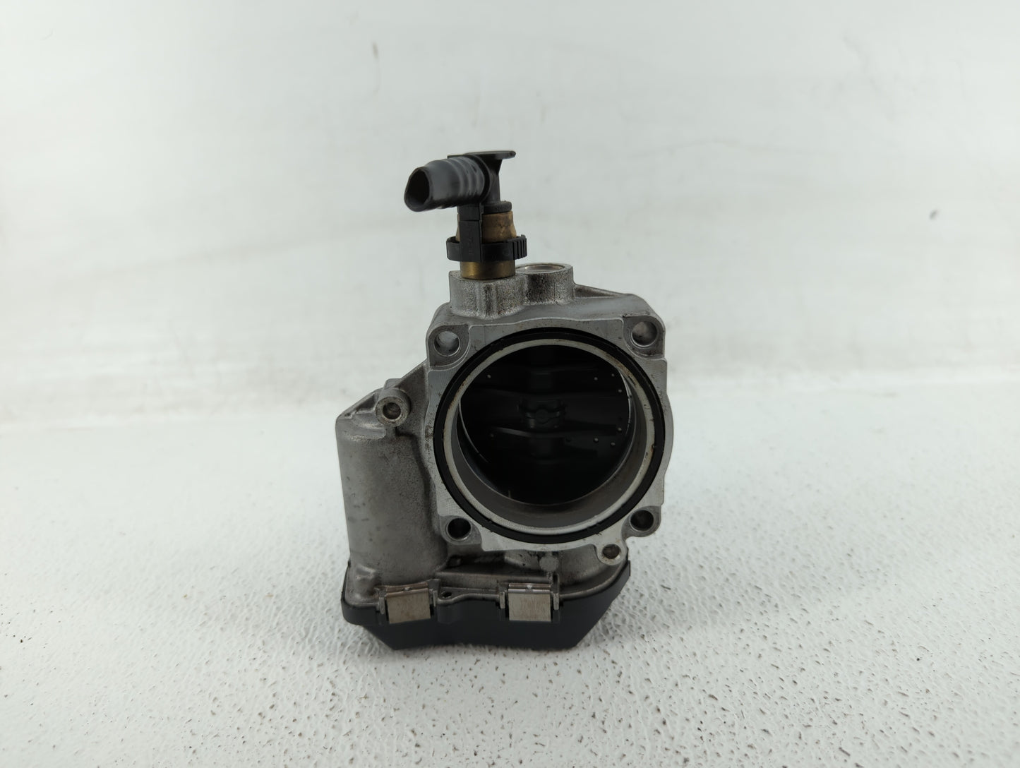2012-2015 Bmw X1 Throttle Body P/N:1354 7588625-04 1354 7588625-03, 1354 7588625 Fits Fits 2012 2013 2014 2015 2016 2017 201