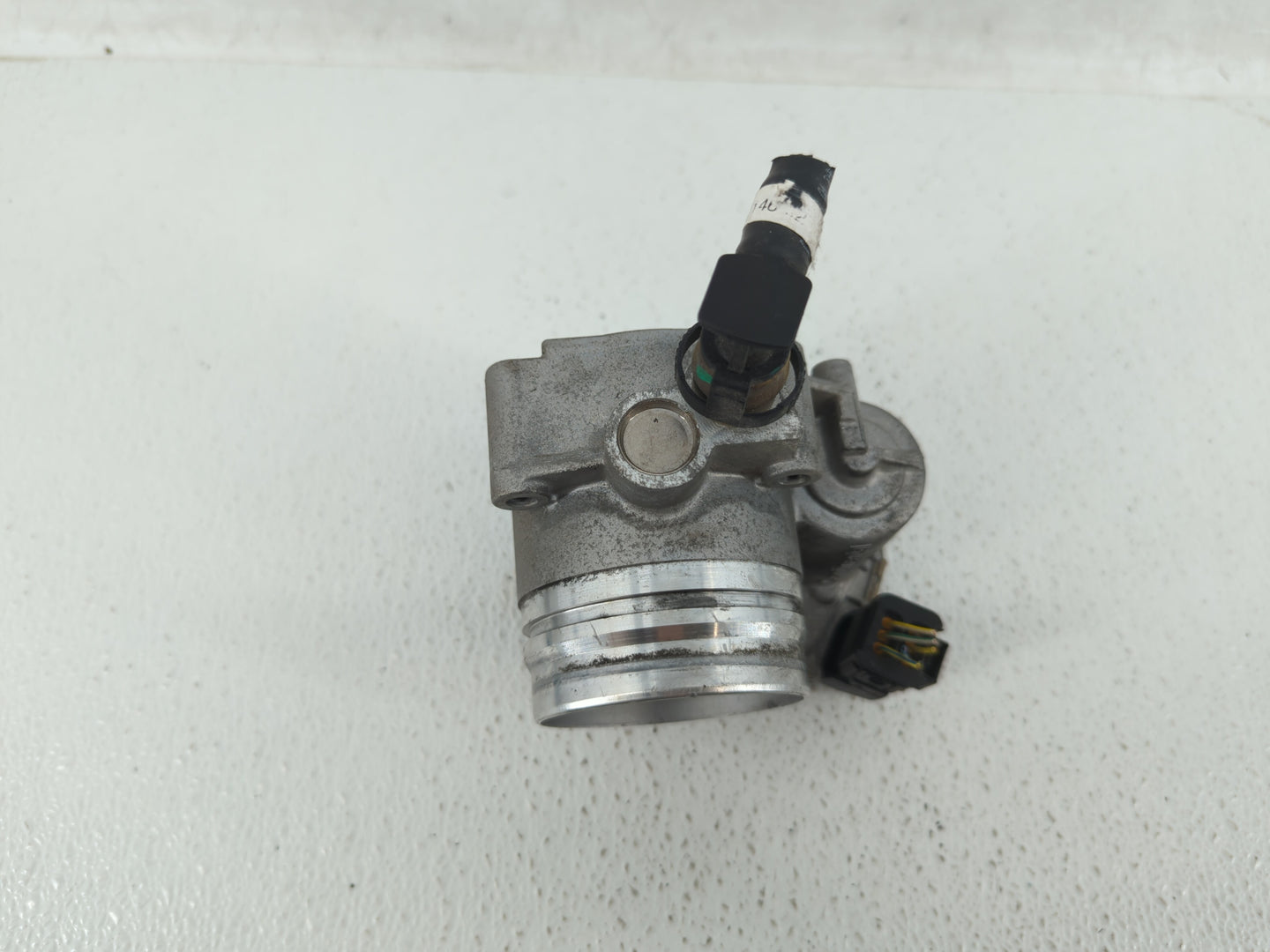 2012-2015 Bmw X1 Throttle Body P/N:1354 7588625-04 1354 7588625-03 Fits Fits 2012 2013 2014 2015 2016 2017 2018 OEM Used Aut