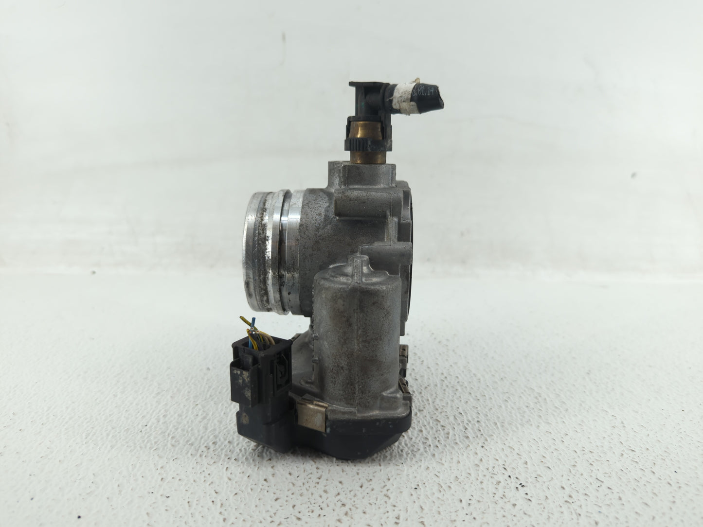 2012-2015 Bmw X1 Throttle Body P/N:1354 7588625-04 1354 7588625-03 Fits Fits 2012 2013 2014 2015 2016 2017 2018 OEM Used Aut