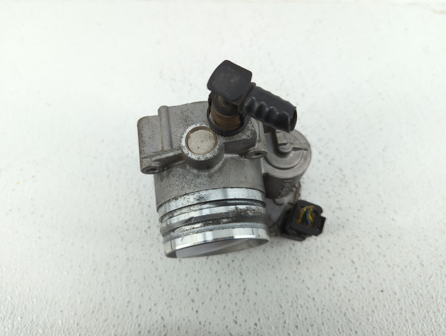 2012-2015 Bmw X1 Throttle Body P/N:1354 7588625-04 1354 7588625-03, 1354 7588625 Fits Fits 2012 2013 2014 2015 2016 2017 201
