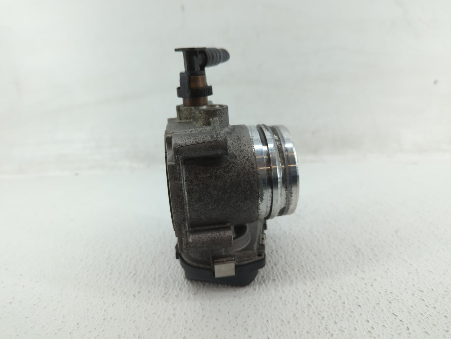 2012-2015 Bmw X1 Throttle Body P/N:30972 07752 30972 07631, 1354 7588625-03 Fits Fits 2012 2013 2014 2015 2016 2017 2018 OEM