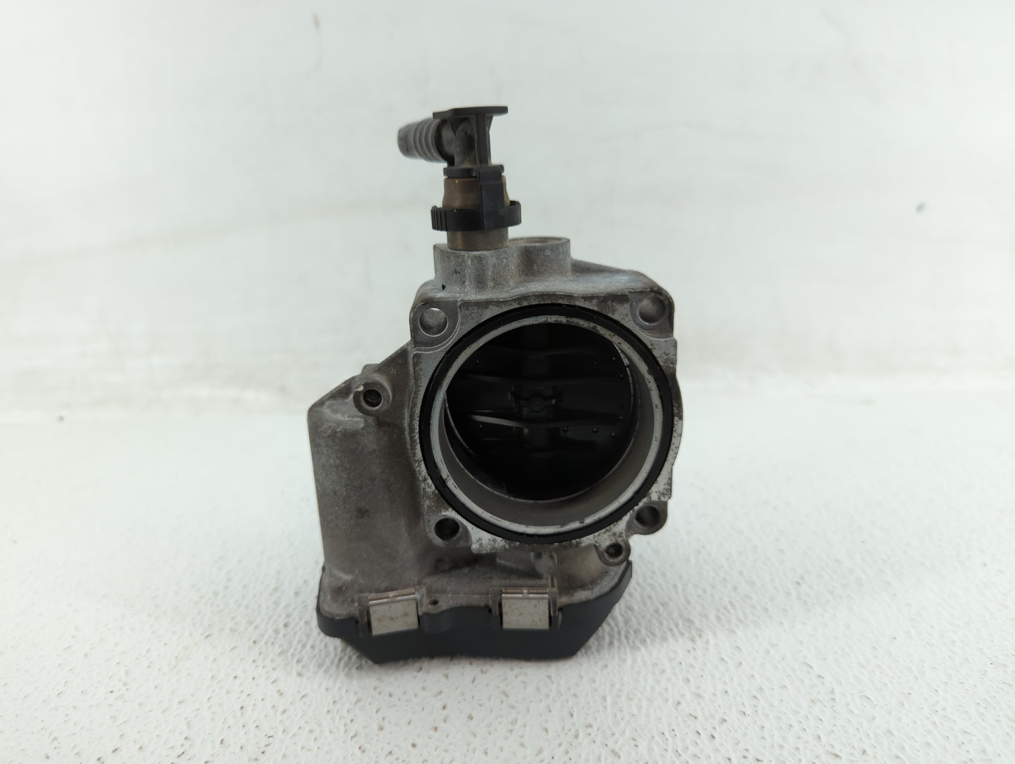 2012-2015 Bmw X1 Throttle Body P/N:1354 7588625-03 1354 7588625 Fits Fits 2012 2013 2014 2015 2016 2017 2018 OEM Used Auto P