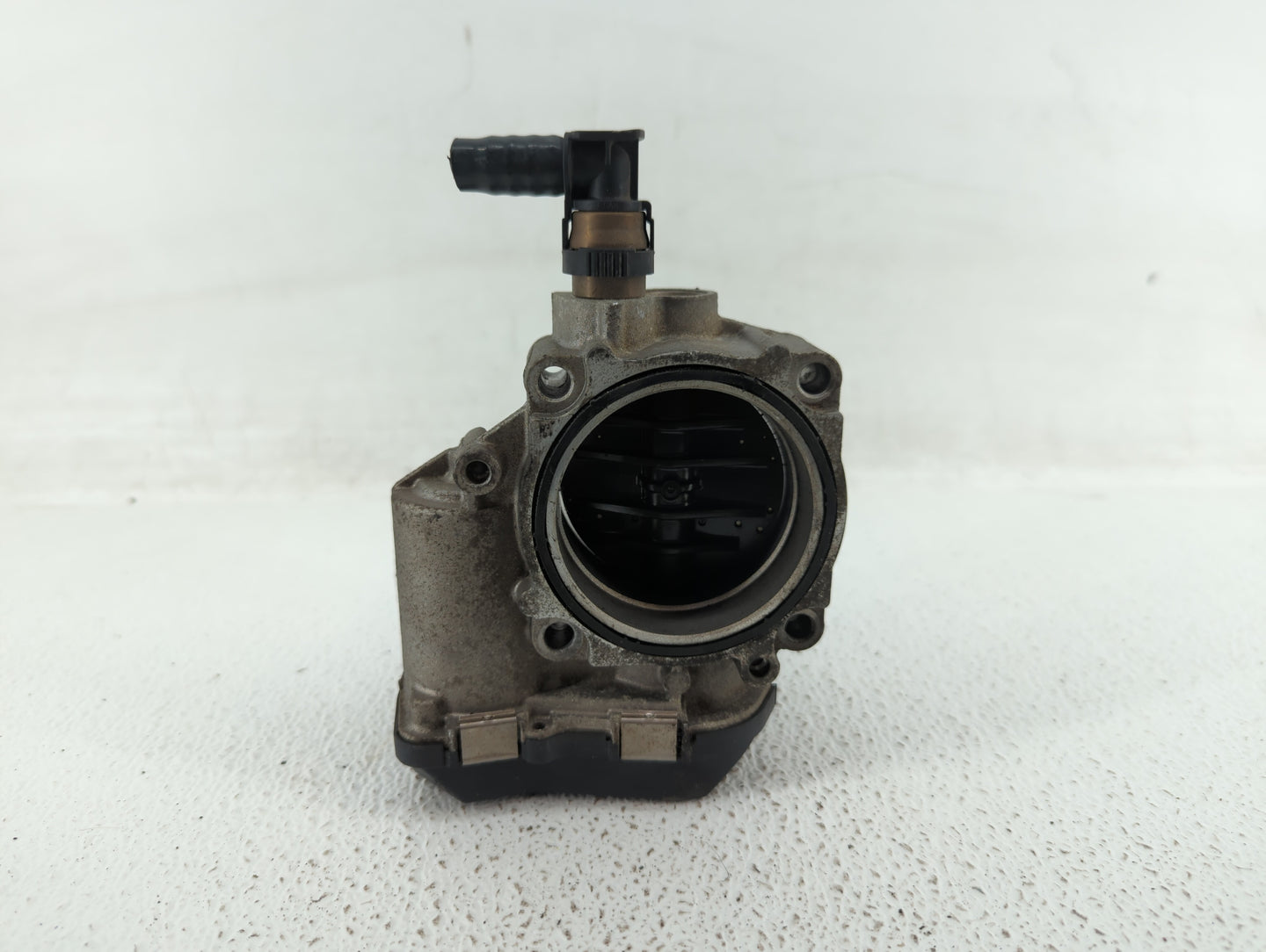 2012-2015 Bmw X1 Throttle Body P/N:1354 7588625-04 1354 7588625-03 Fits Fits 2012 2013 2014 2015 2016 2017 2018 OEM Used Aut