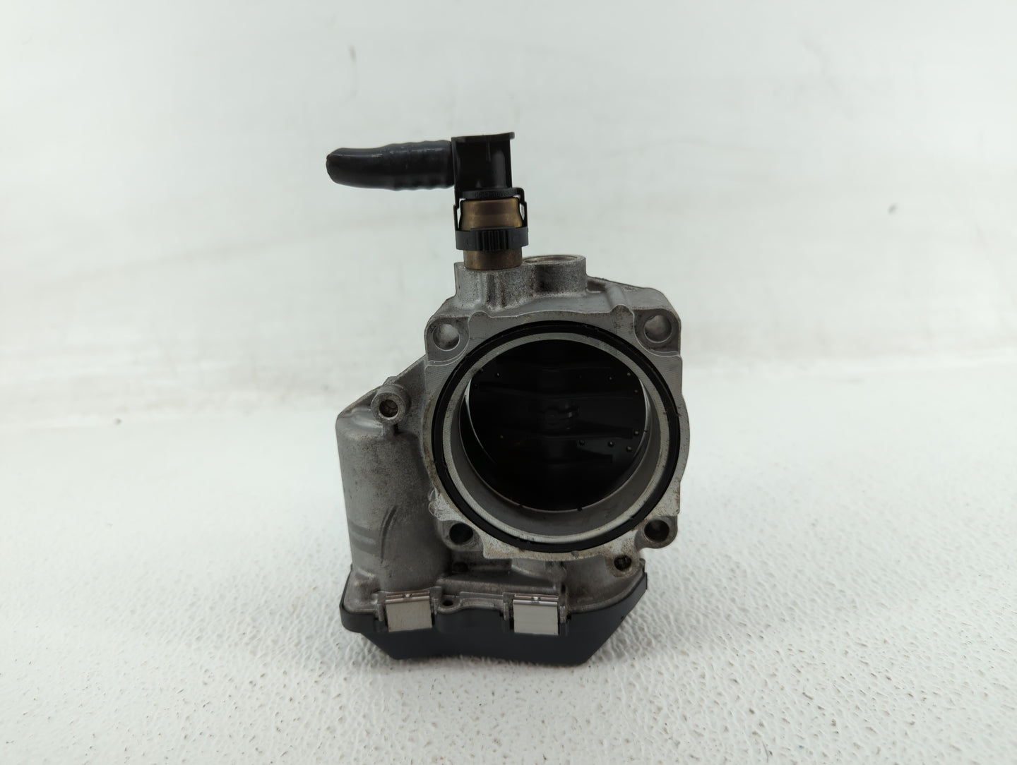 2012-2015 Bmw X1 Throttle Body P/N:30512 09430 30512 09457, 1354 7588625-03 Fits Fits 2012 2013 2014 2015 2016 2017 2018 OEM