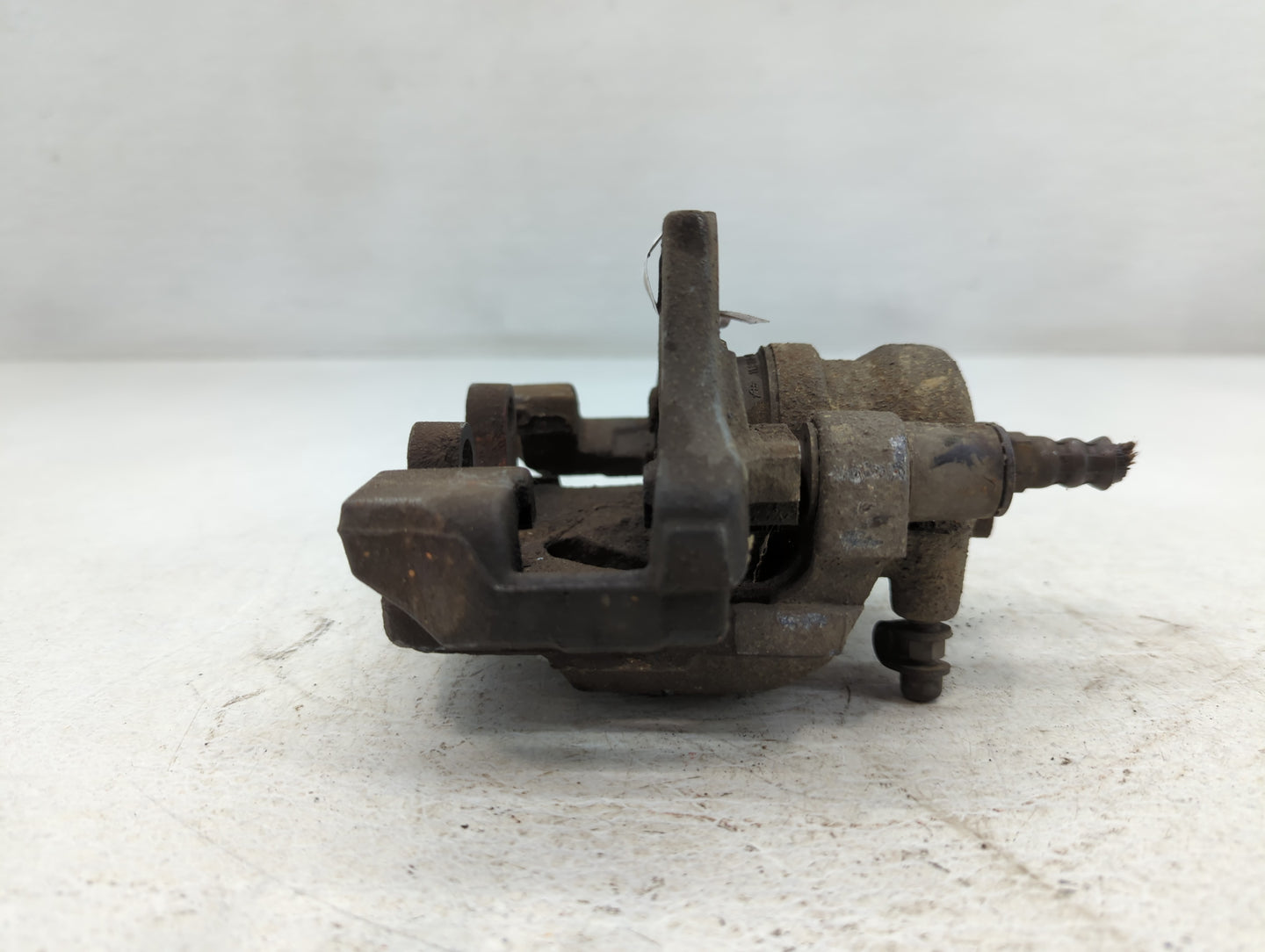 2012-2015 Bmw X1 Front Passenger Right Brake Caliper - Oemusedautoparts1.com