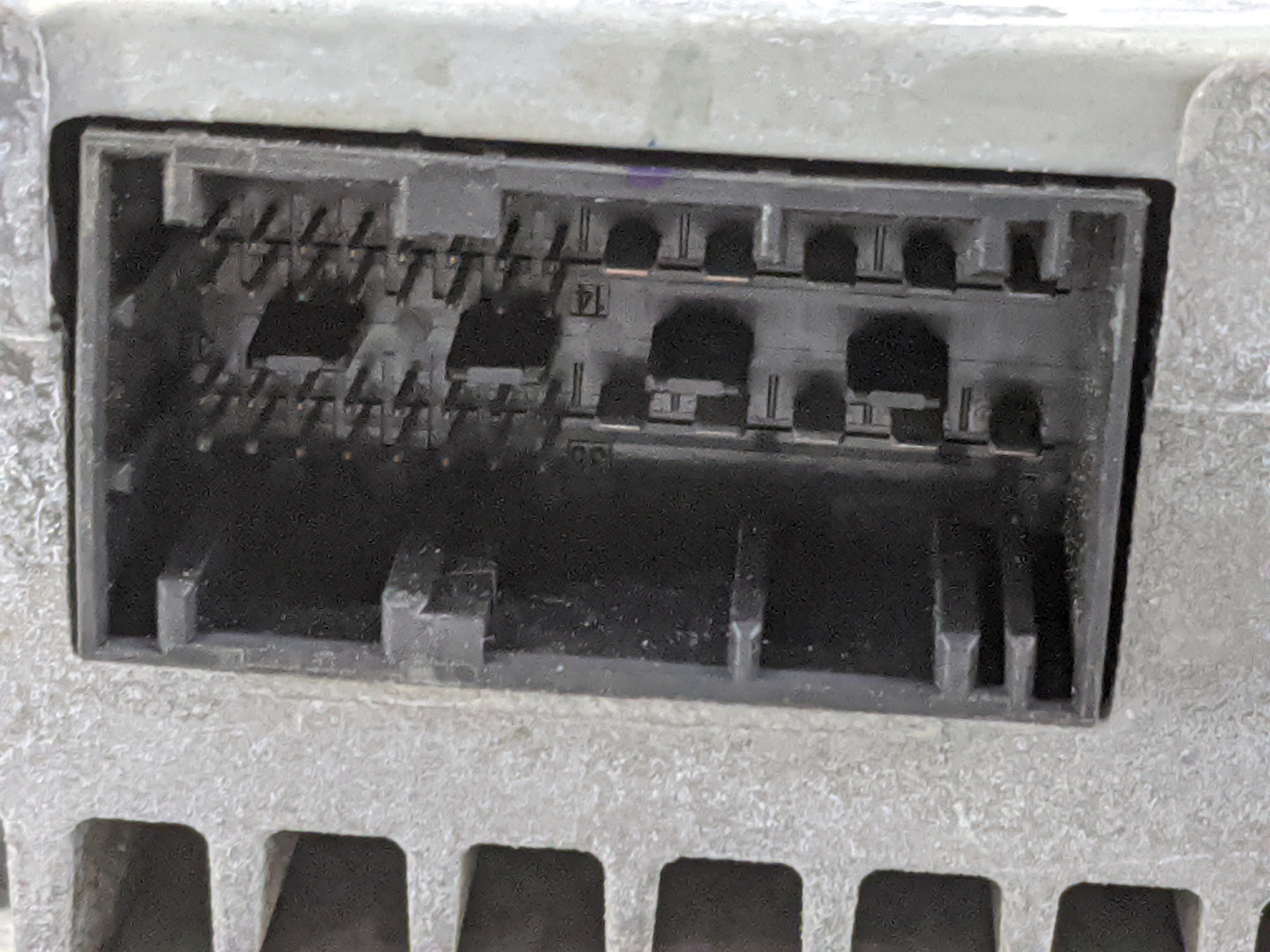 2015-2017 Bmw X3 Radio Speaker Amplifier 9348411|447271 - Oemusedautoparts1.com