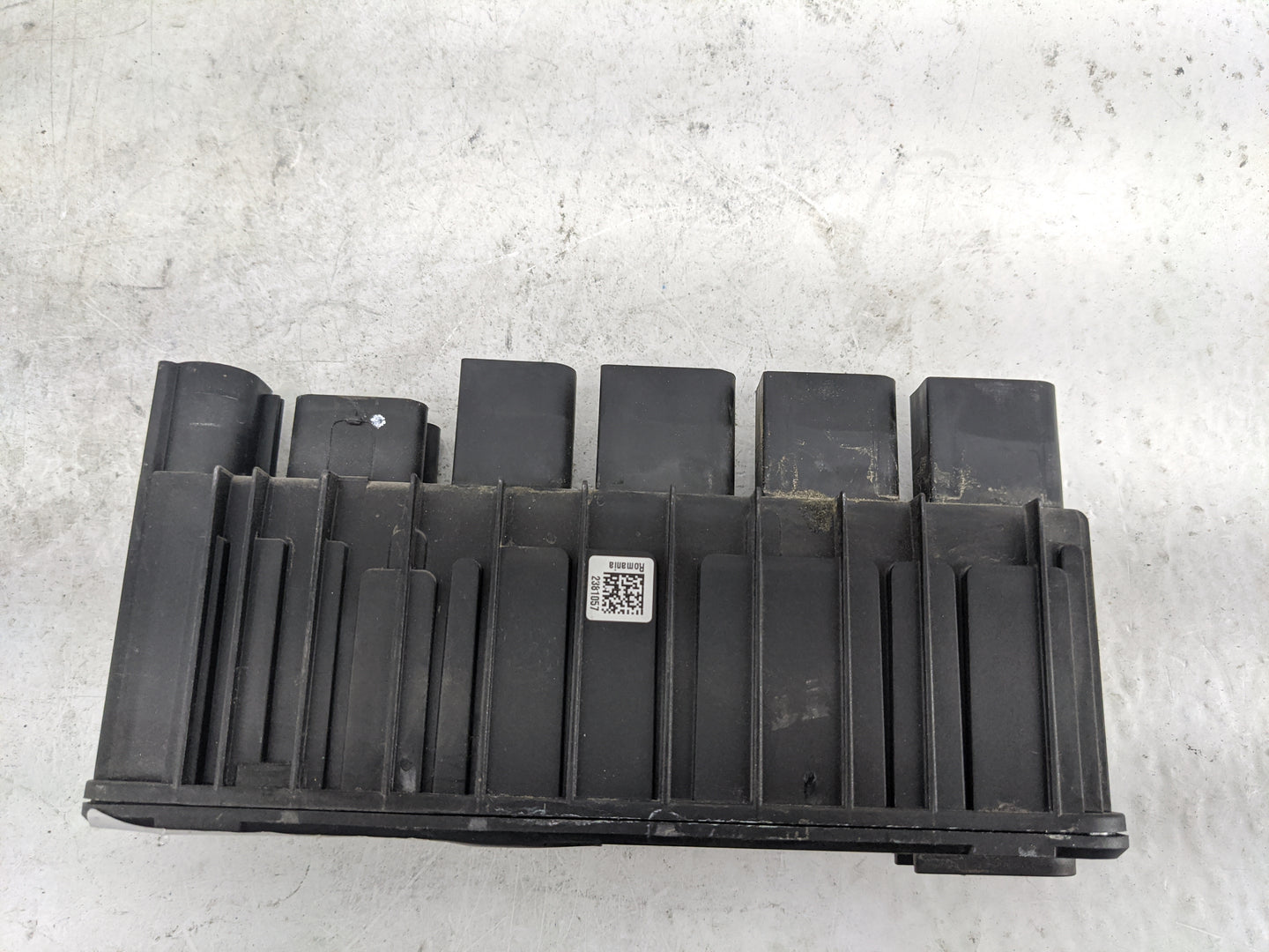2015 Bmw X3 Fusebox Fuse Box Panel Relay Module P/N:8638551-04 18576710 Fits OEM Used Auto Parts - Oemusedautoparts1.com