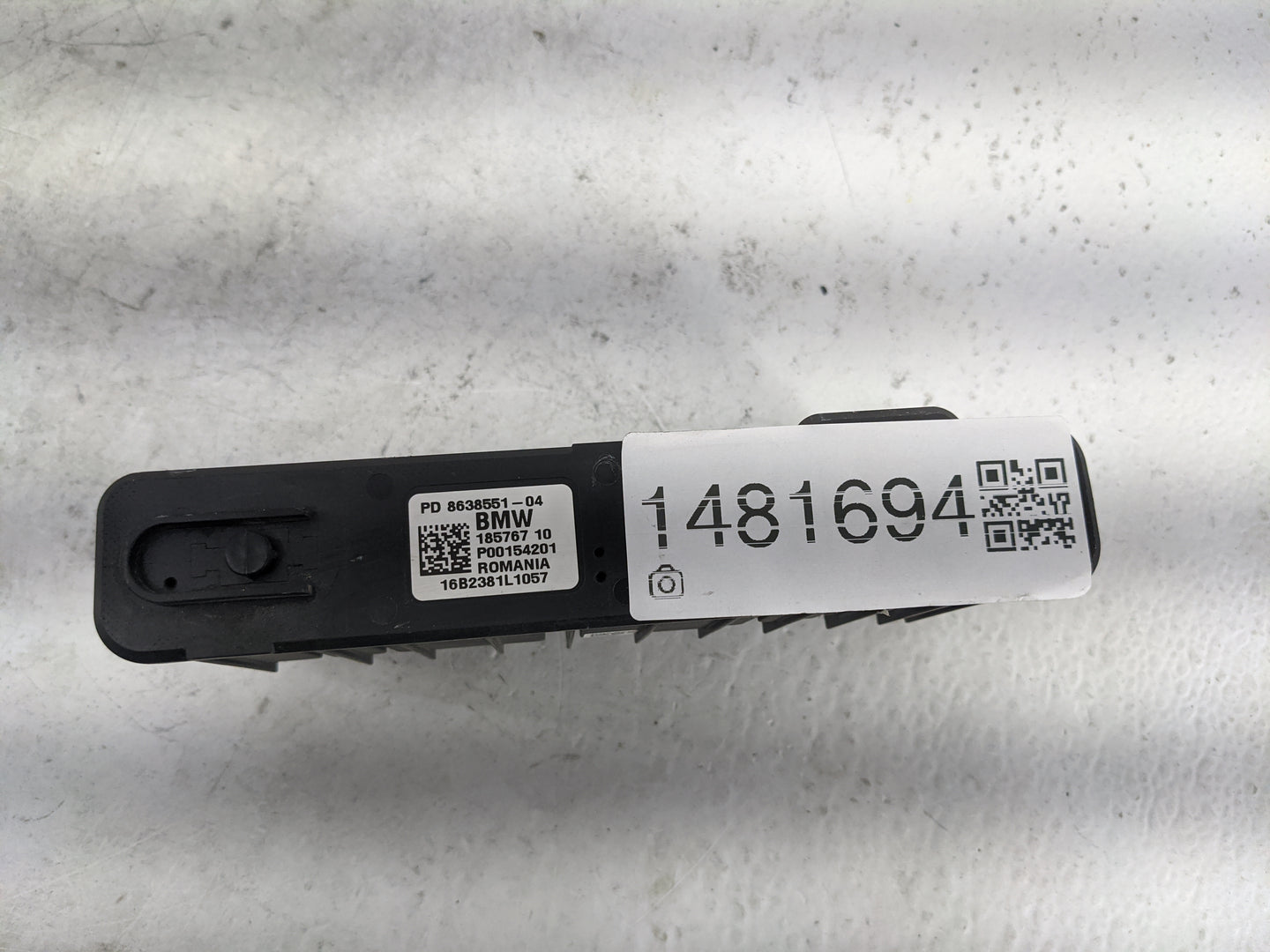 2015 Bmw X3 Fusebox Fuse Box Panel Relay Module P/N:8638551-04 18576710 Fits OEM Used Auto Parts - Oemusedautoparts1.com