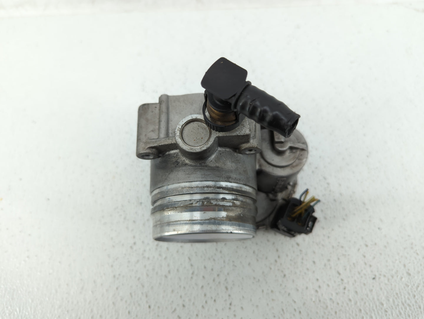 2013-2017 Bmw X3 Throttle Body P/N:1354 7588625-04 1354 7588625-03, 1354 7588625 Fits Fits 2012 2013 2014 2015 2016 2017 201