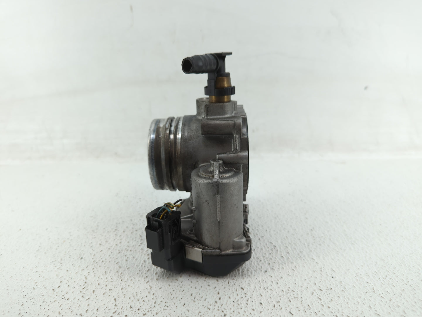 2013-2017 Bmw X3 Throttle Body P/N:1354 7588625-04 1354 7588625-03, 1354 7588625 Fits Fits 2012 2013 2014 2015 2016 2017 201