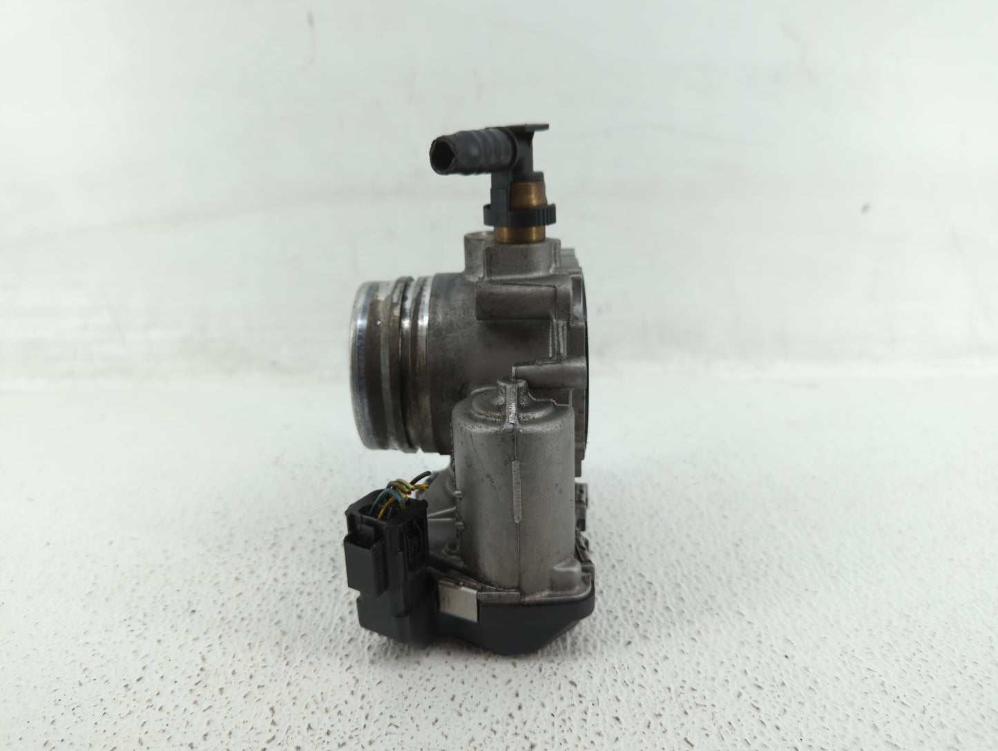 2013-2017 Bmw X3 Throttle Body P/N:1354 7588625-04 1354 7588625-03, 1354 7588625 Fits Fits 2012 2013 2014 2015 2016 2017 201