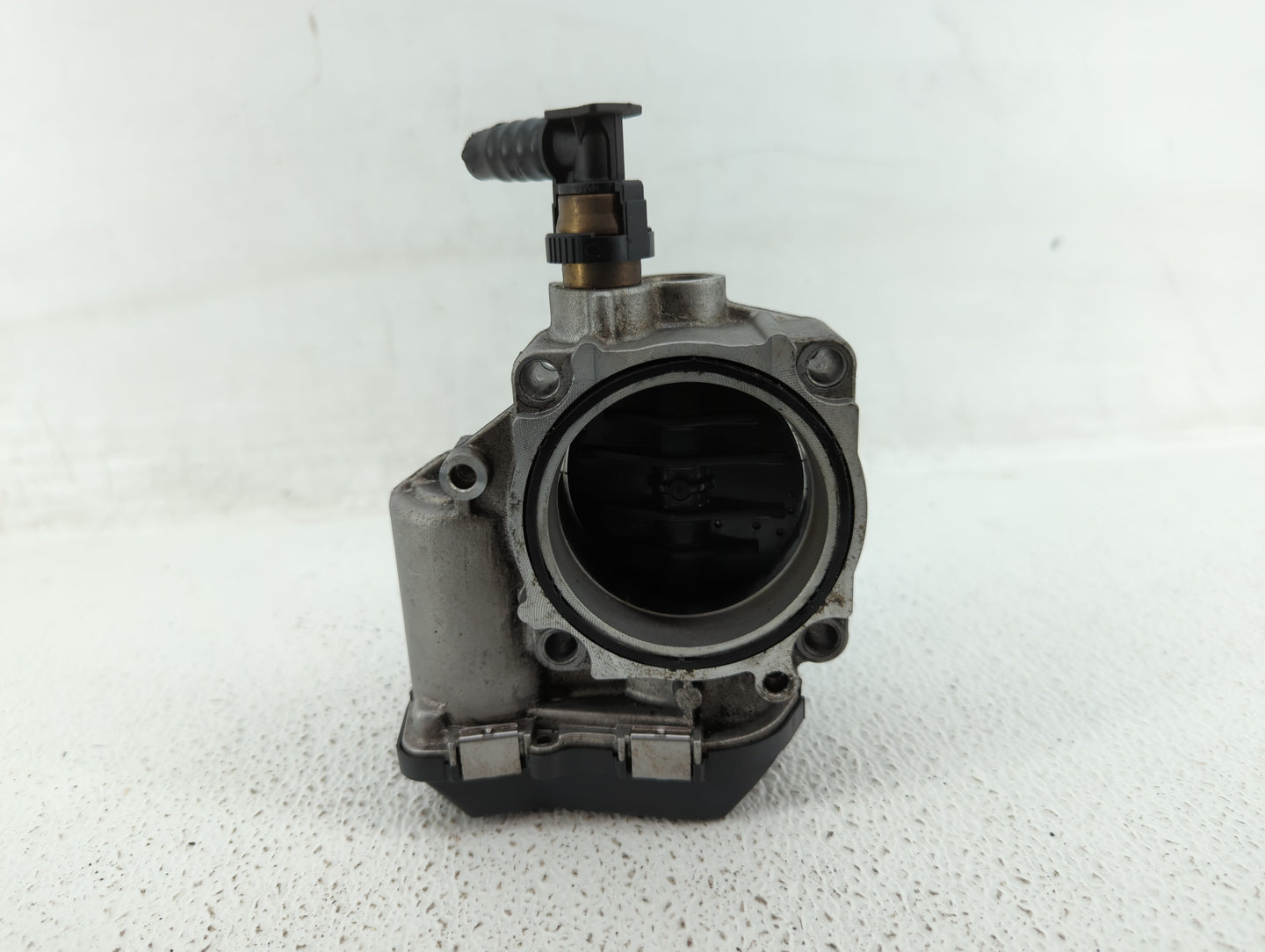 2013-2017 Bmw X3 Throttle Body P/N:1354 7588625-04 1354 7588625-03, 1354 7588625 Fits Fits 2012 2013 2014 2015 2016 2017 201