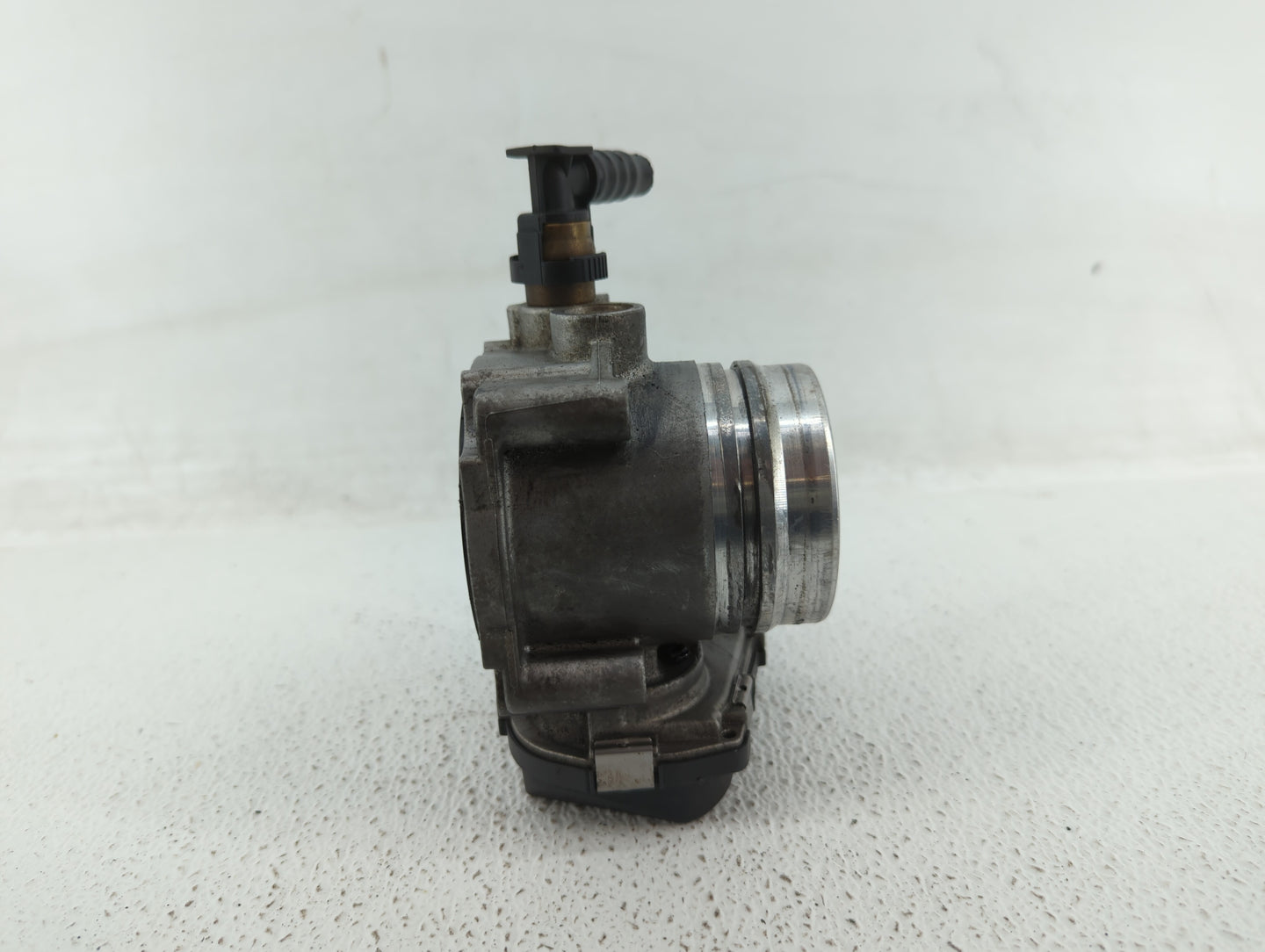 2013-2017 Bmw X3 Throttle Body P/N:1354 7588625-04 1354 7588625-03, 1354 7588625 Fits Fits 2012 2013 2014 2015 2016 2017 201