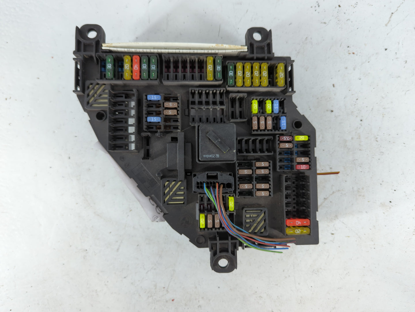 2015-2017 Bmw X3 Fusebox Fuse Box Panel Relay Module P/N:9315151-03 Fits Fits 2015 2016 2017 OEM Used Auto Parts - Oemusedau