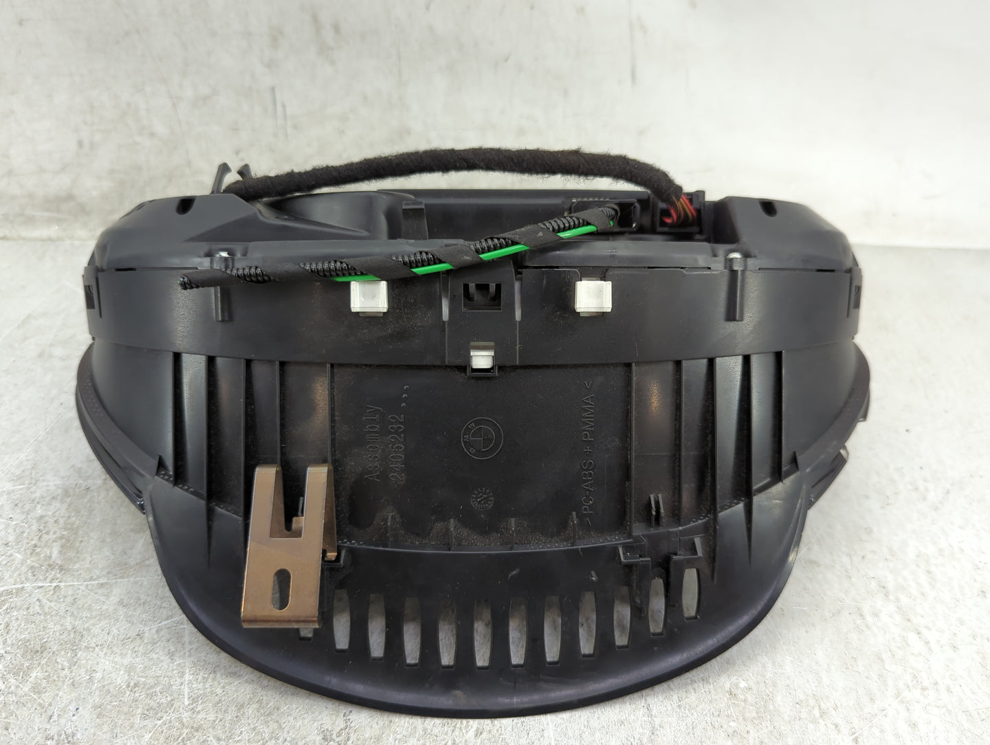 2015-2017 Bmw X4 Instrument Cluster Speedometer Gauges P/N:9364606-01 2945594-01 Fits Fits 2014 2015 2016 2017 OEM Used Auto