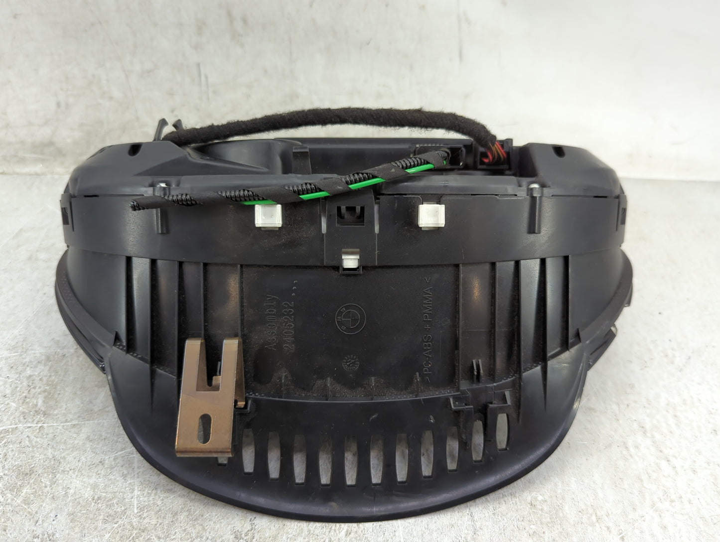 2015-2017 Bmw X4 Instrument Cluster Speedometer Gauges P/N:9364606-01 2945594-01 Fits Fits 2014 2015 2016 2017 OEM Used Auto