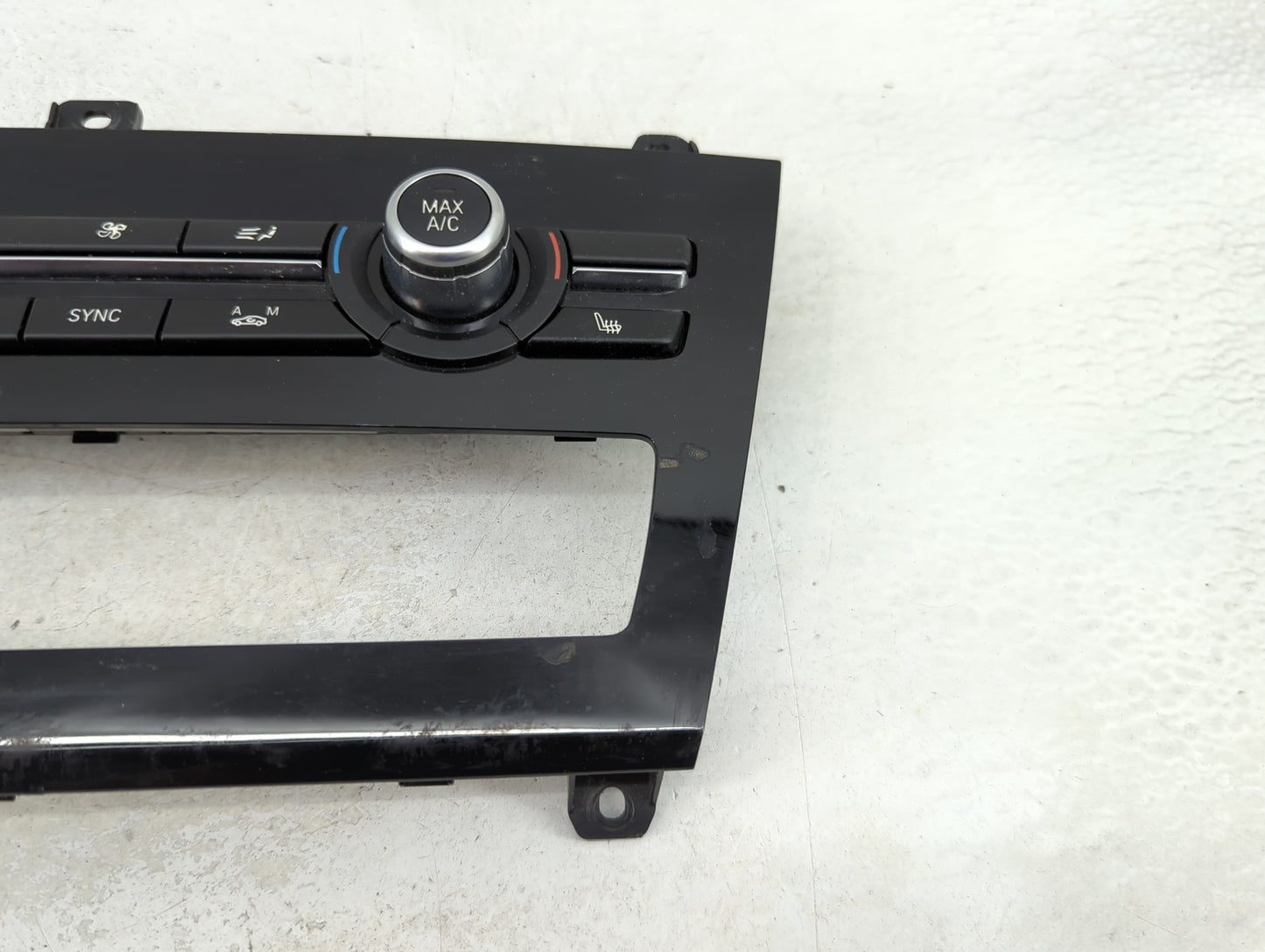 2015-2018 Bmw X4 Climate Control Module Temperature AC/Heater Replacement P/N:9359801-01 Fits Fits 2015 2016 2017 2018 OEM U