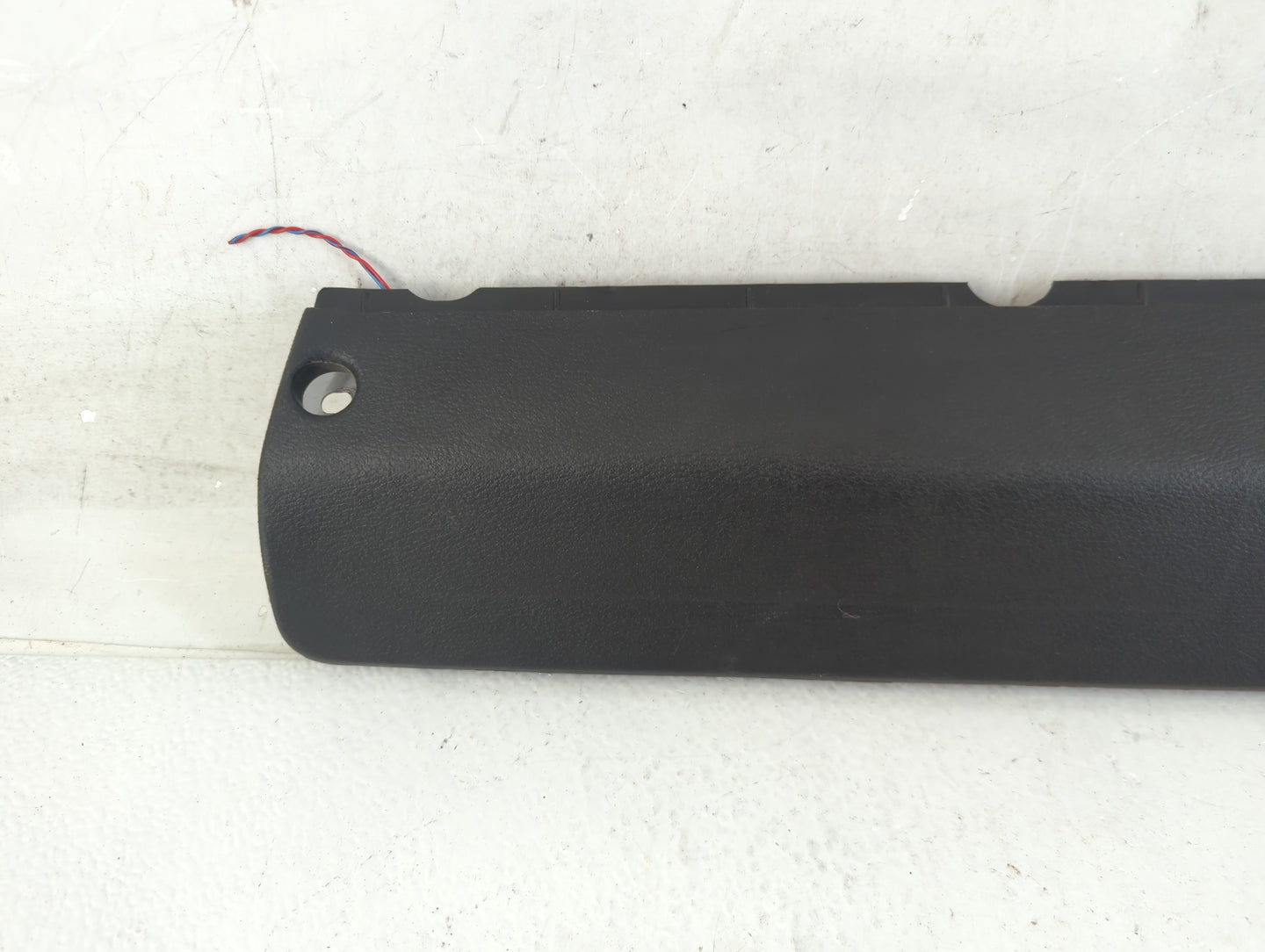2014-2018 Bmw X5 Air Bag Driver Left Knee OEM Fits Fits 2014 2015 2016 2017 2018 2019 OEM Used Auto Parts - Oemusedautoparts