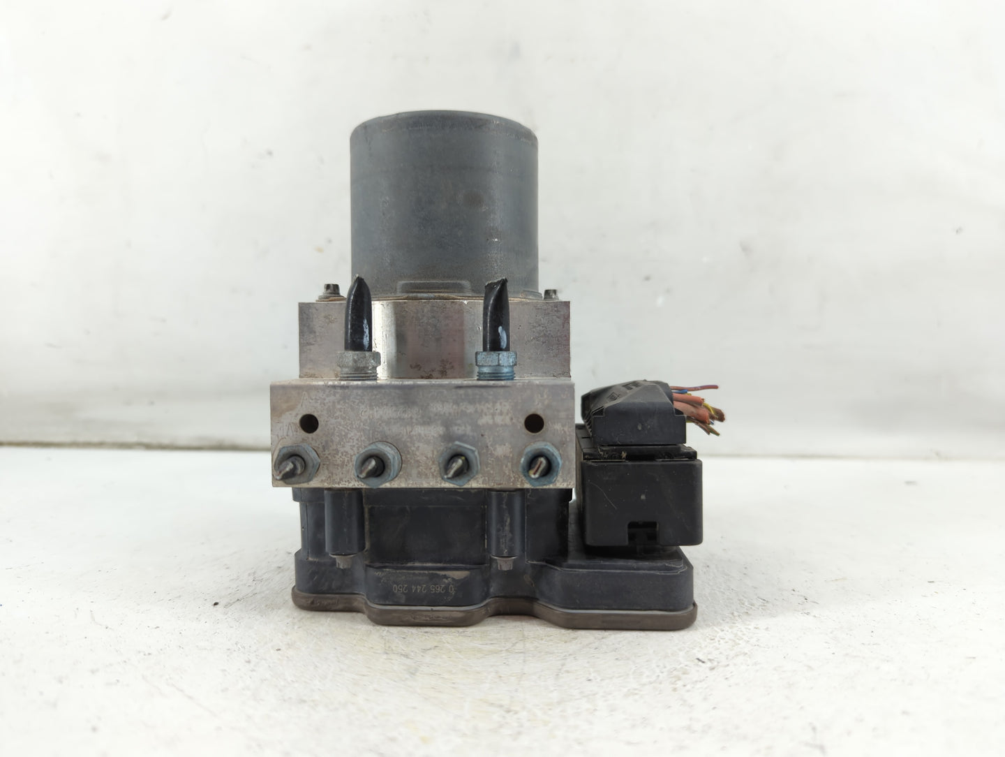 2014-2018 Bmw X5 ABS Pump Control Module Replacement P/N:3451 6864798-01 Fits Fits 2014 2015 2016 2017 2018 2019 OEM Used Au