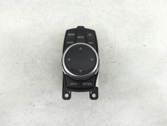 compare product 2015 Bmw X5 Radio AM FM Cd Player Receiver Replacement P/N:65829350723-01 9350723-01 Fits OEM Used Auto Parts