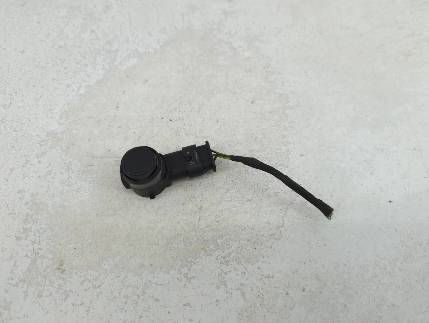 Park Assist Sensor - Oemusedautoparts1.com