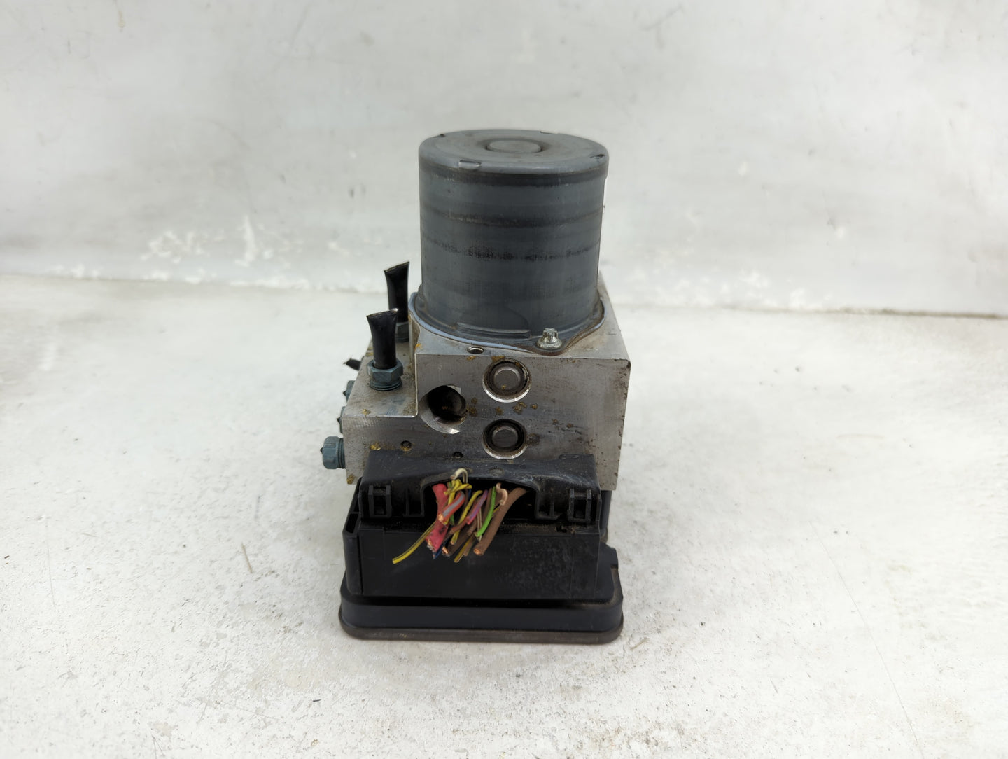 2014-2018 Bmw X5 ABS Pump Control Module Replacement P/N:6864790-01 Fits Fits 2014 2015 2016 2017 2018 2019 OEM Used Auto Pa