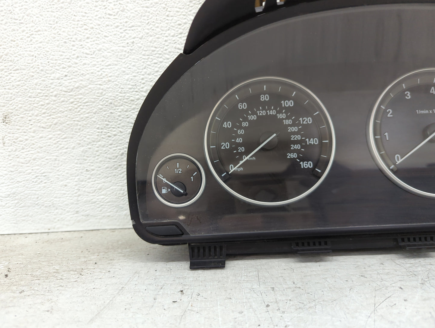 2014-2017 Bmw X5 Instrument Cluster Speedometer Gauges P/N:9304606-01 9364606-01 Miles:100K Fits Fits 2014 2015 2016 2017 OE