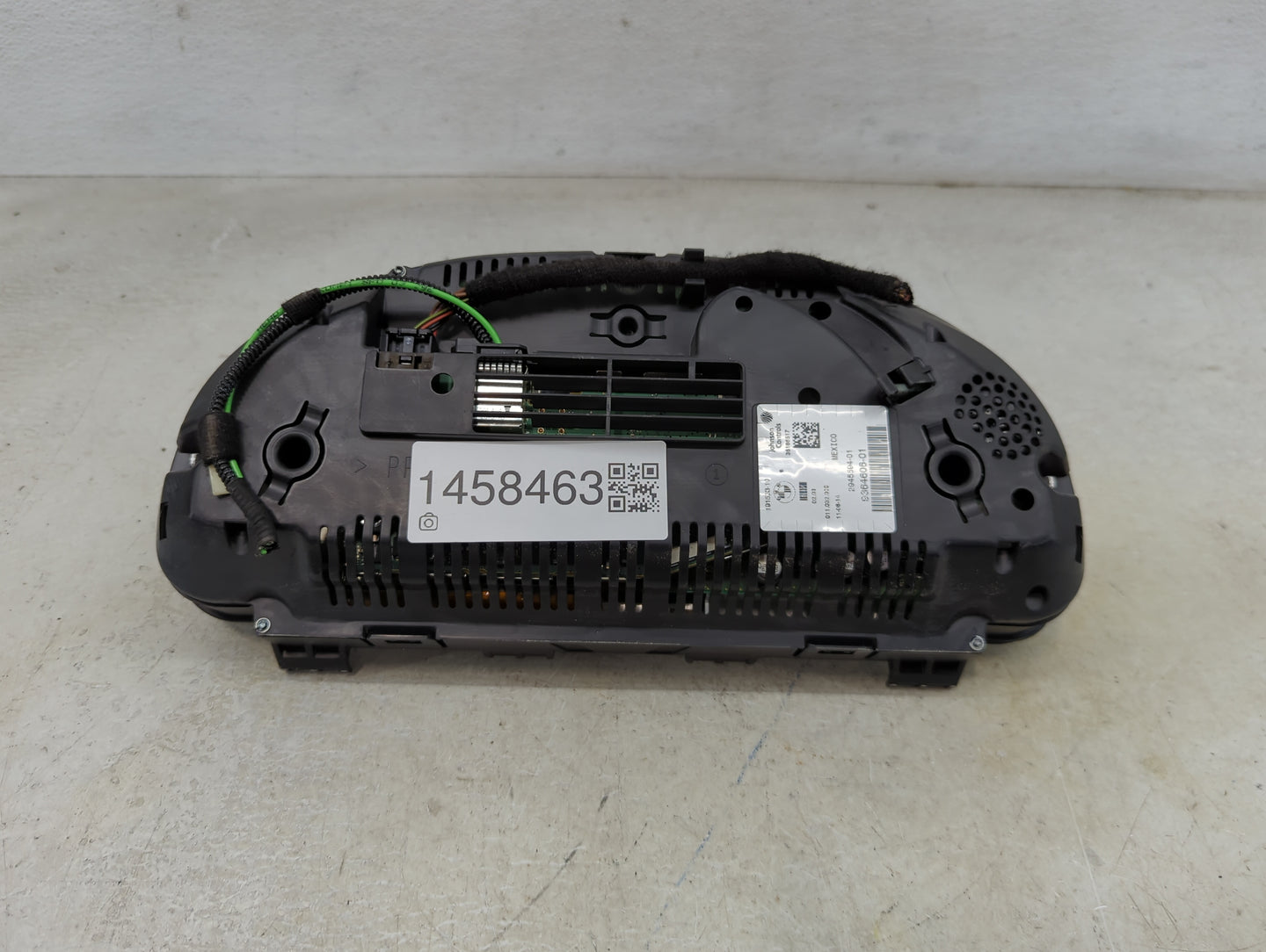 2014-2017 Bmw X5 Instrument Cluster Speedometer Gauges P/N:9304606-01 9364606-01 Miles:100K Fits Fits 2014 2015 2016 2017 OE