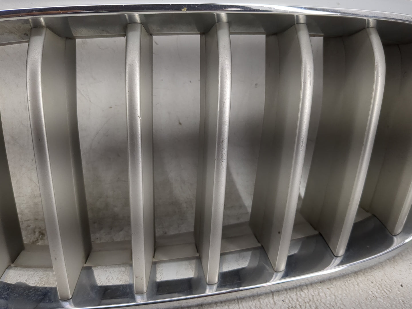 2014-2018 Bmw X5 Front Grille Bumper Not Included 1459986 - Oemusedautoparts1.com