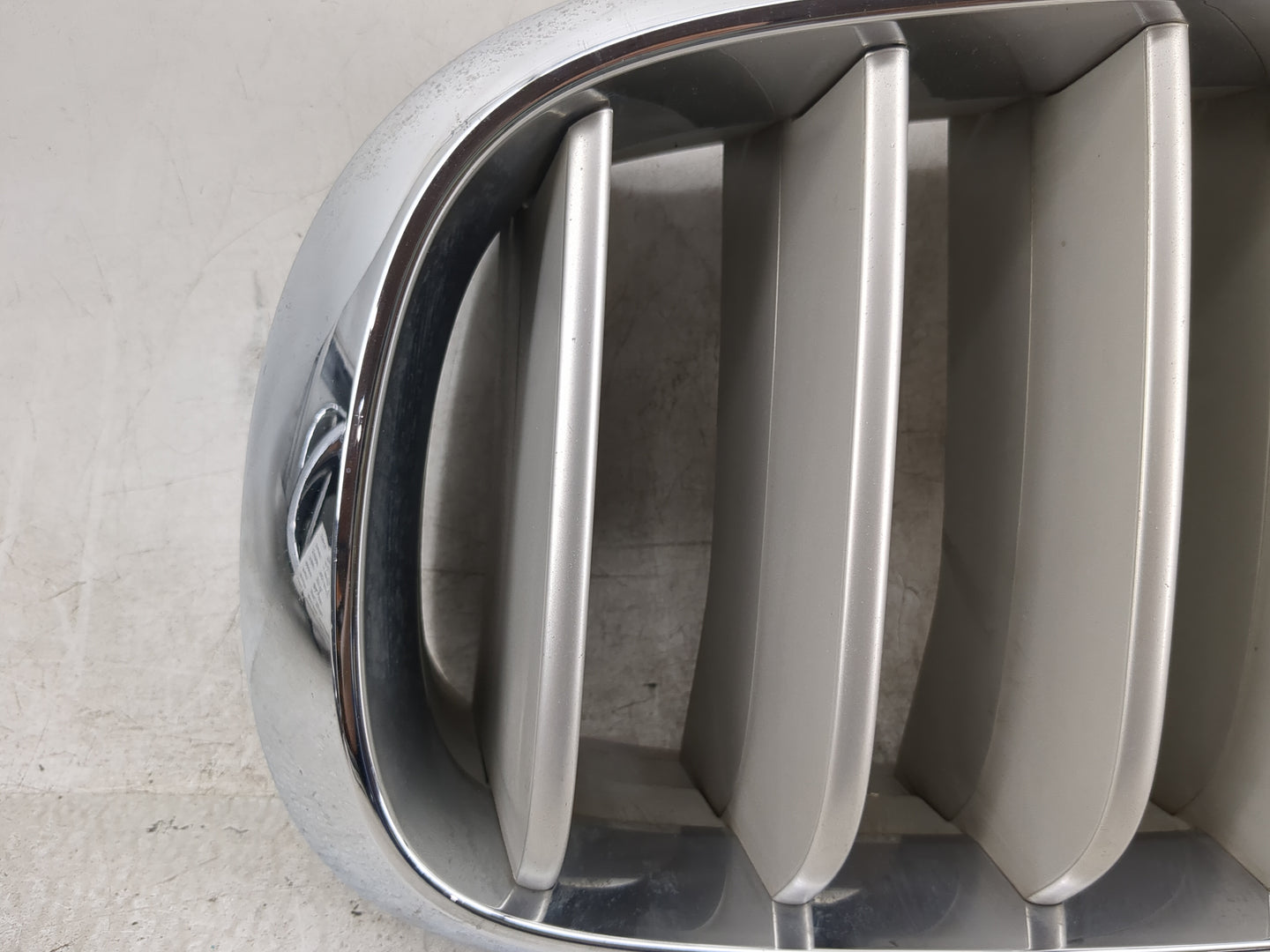 2014-2018 Bmw X5 Front Grille Bumper Not Included 1459990 - Oemusedautoparts1.com