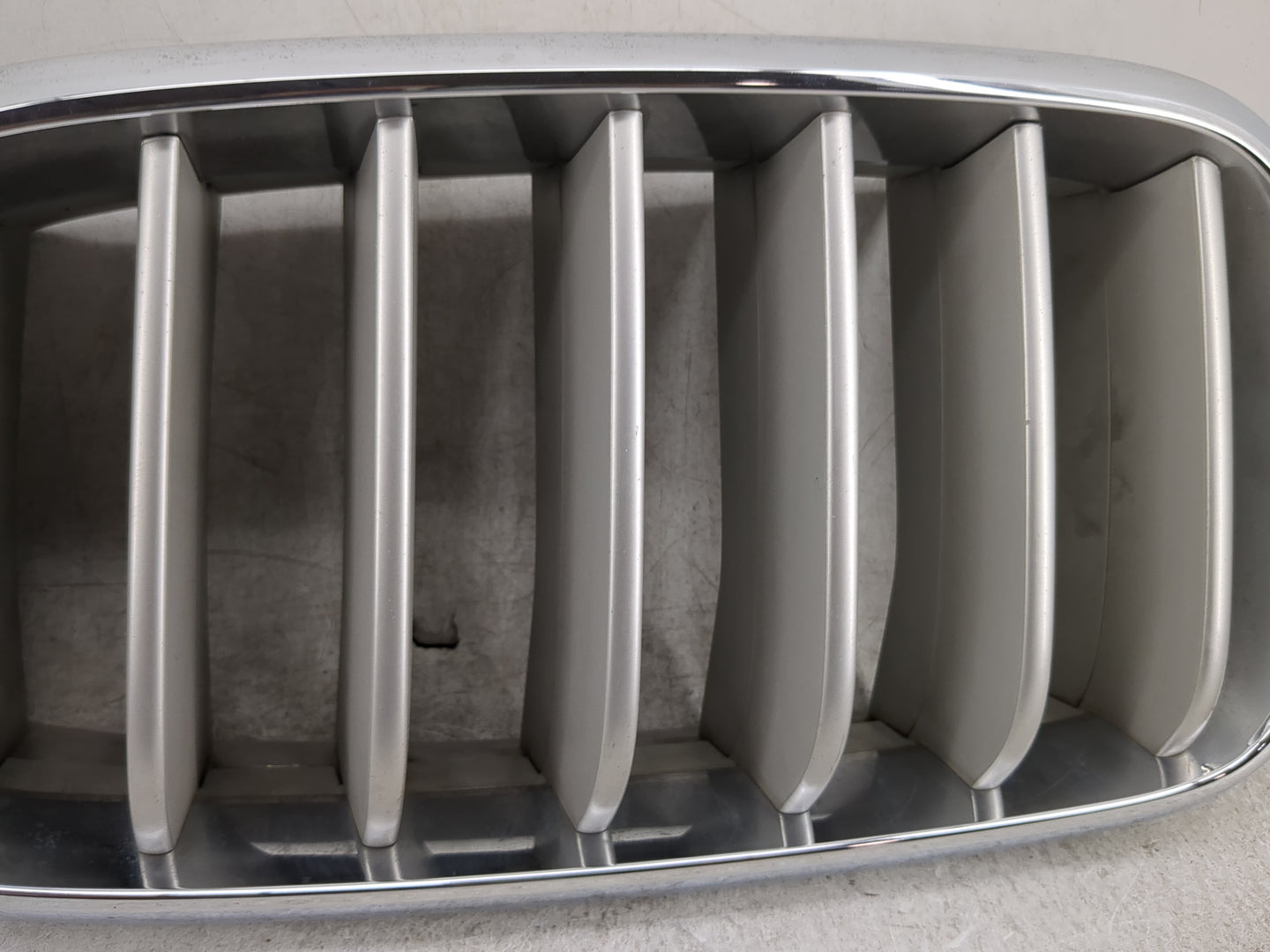 2014-2018 Bmw X5 Front Grille Bumper Not Included 1459990 - Oemusedautoparts1.com