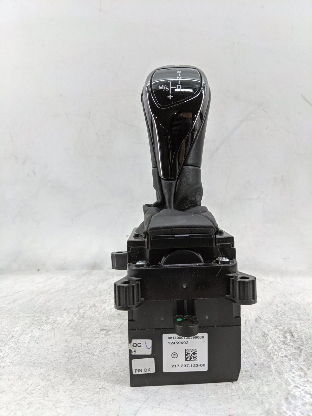 2015 Bmw X5 Floor Console Assembly Shifter Black - Oemusedautoparts1.com