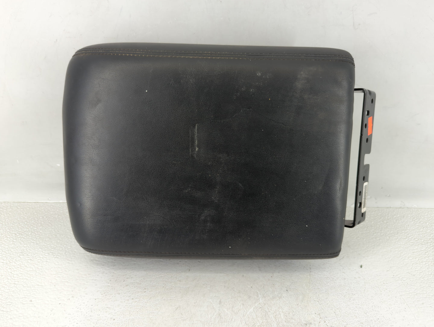 2015 Bmw X5 Center Console Armrest Cover Lid Black - Oemusedautoparts1.com