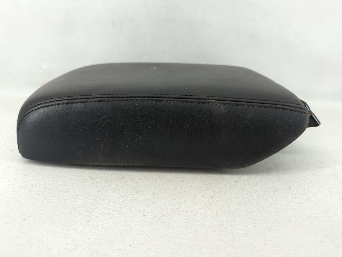2015 Bmw X5 Center Console Armrest Cover Lid Black - Oemusedautoparts1.com