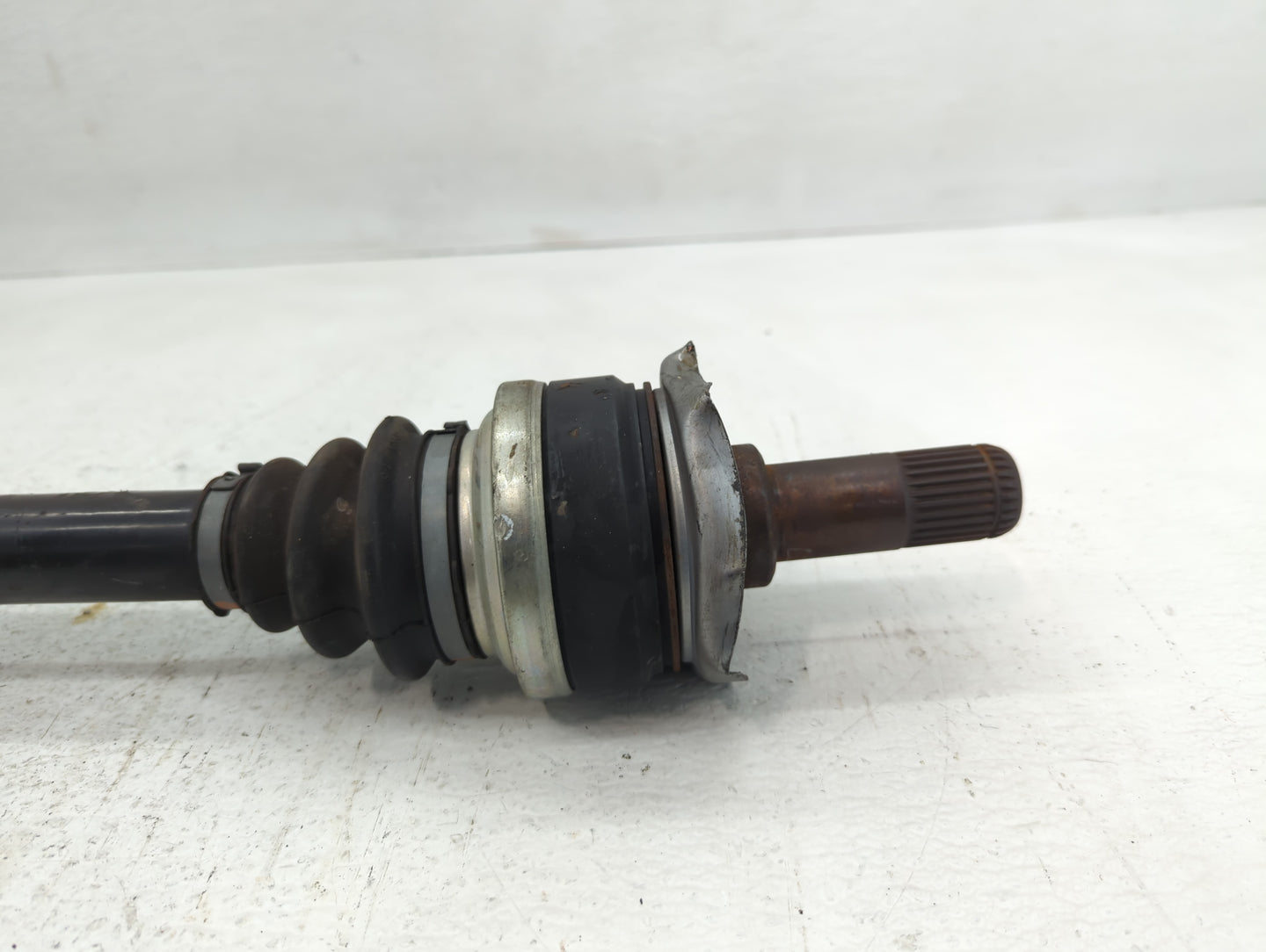 2007-2018 Bmw X5 Axle Shaft Front Driver Cv C/v - Oemusedautoparts1.com