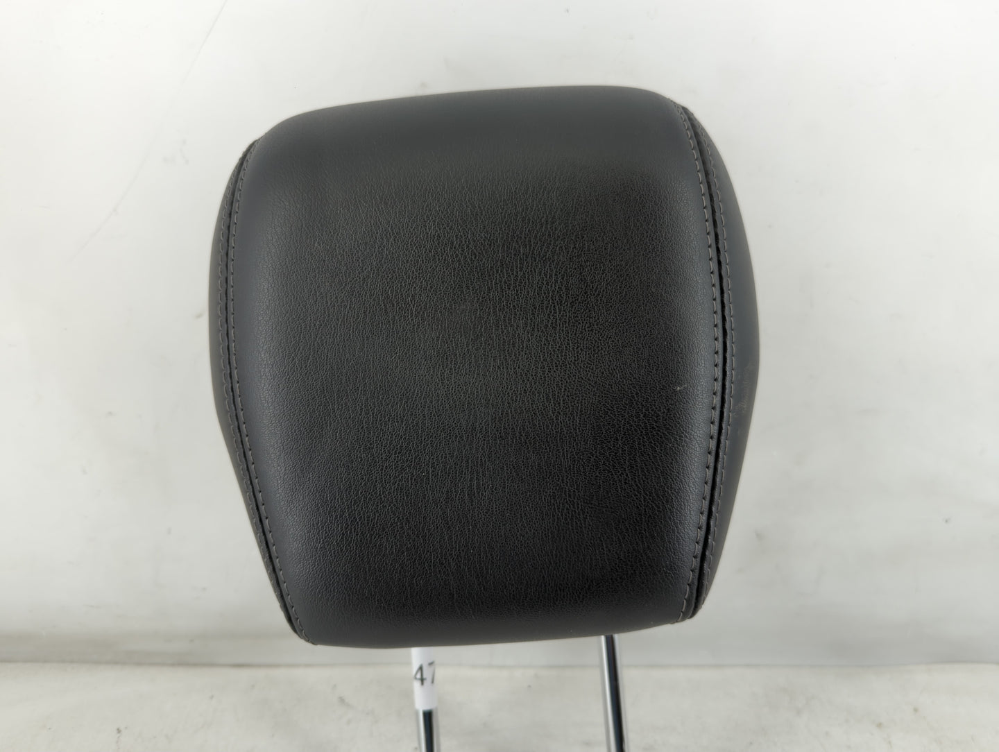 2014-2017 Buick Enclave Headrest Head Rest Front Driver Passenger Seat Fits Fits 2014 2015 2016 2017 OEM Used Auto Parts - O