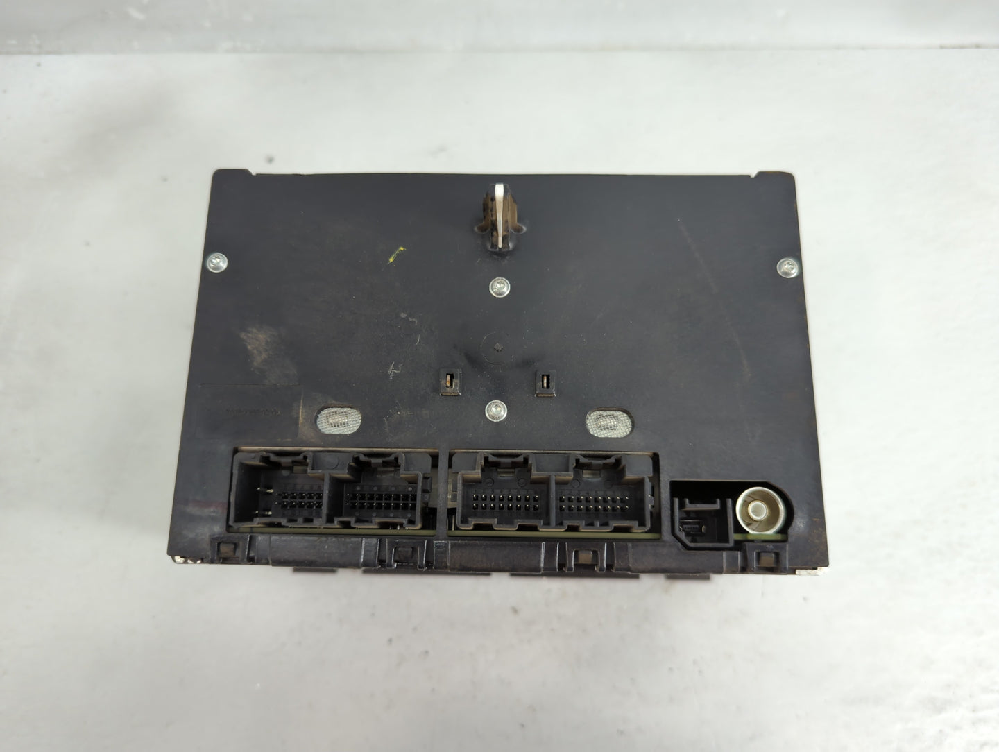 2015 Buick Enclave Radio AM FM Cd Player Receiver Replacement P/N:23205043 Fits OEM Used Auto Parts - Oemusedautoparts1.com