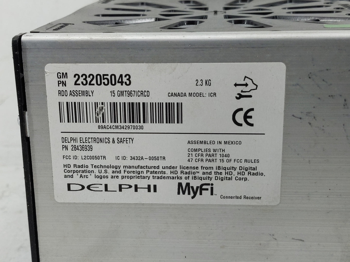 2015 Buick Enclave Radio AM FM Cd Player Receiver Replacement P/N:23205043 Fits OEM Used Auto Parts - Oemusedautoparts1.com