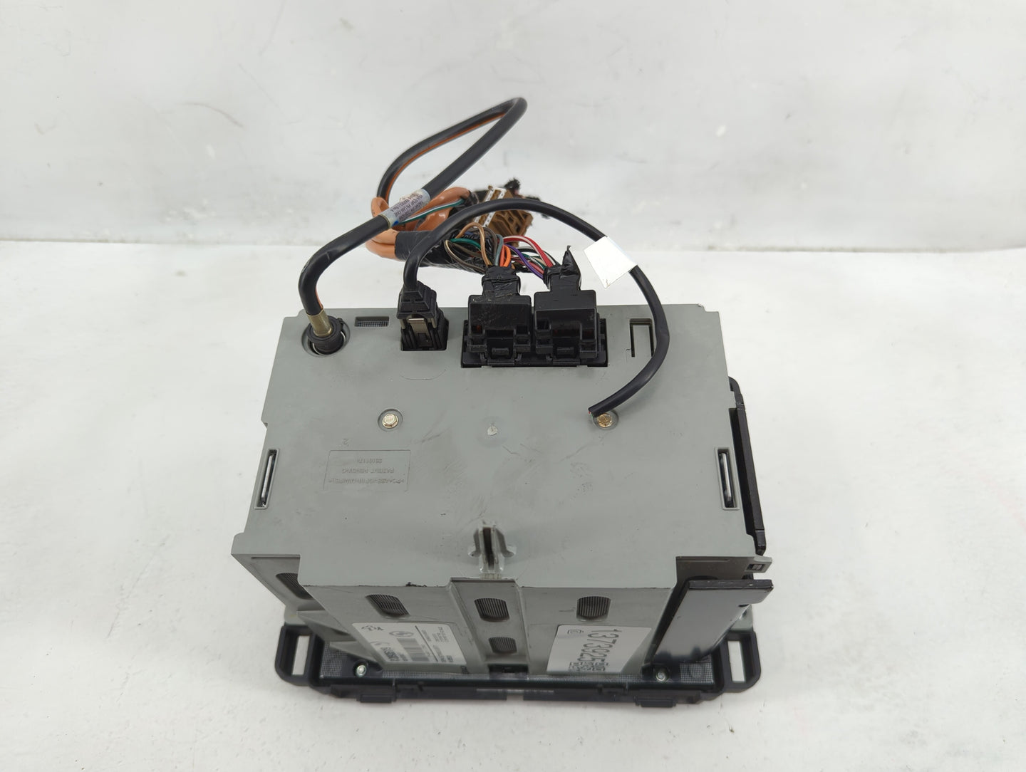 2015-2017 Buick Enclave Radio AM FM Cd Player Receiver Replacement P/N:20935119 Fits Fits 2015 2016 2017 OEM Used Auto Parts