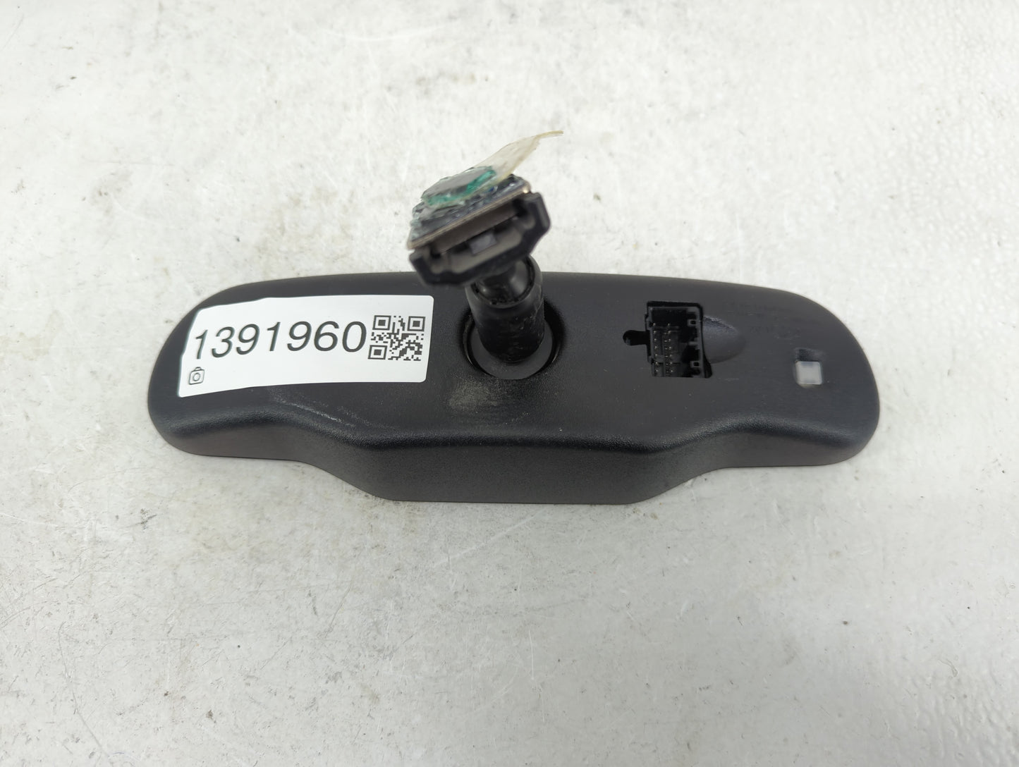2009-2017 Buick Enclave Interior Rear View Mirror Replacement OEM P/N:22915243 Fits OEM Used Auto Parts - Oemusedautoparts1.