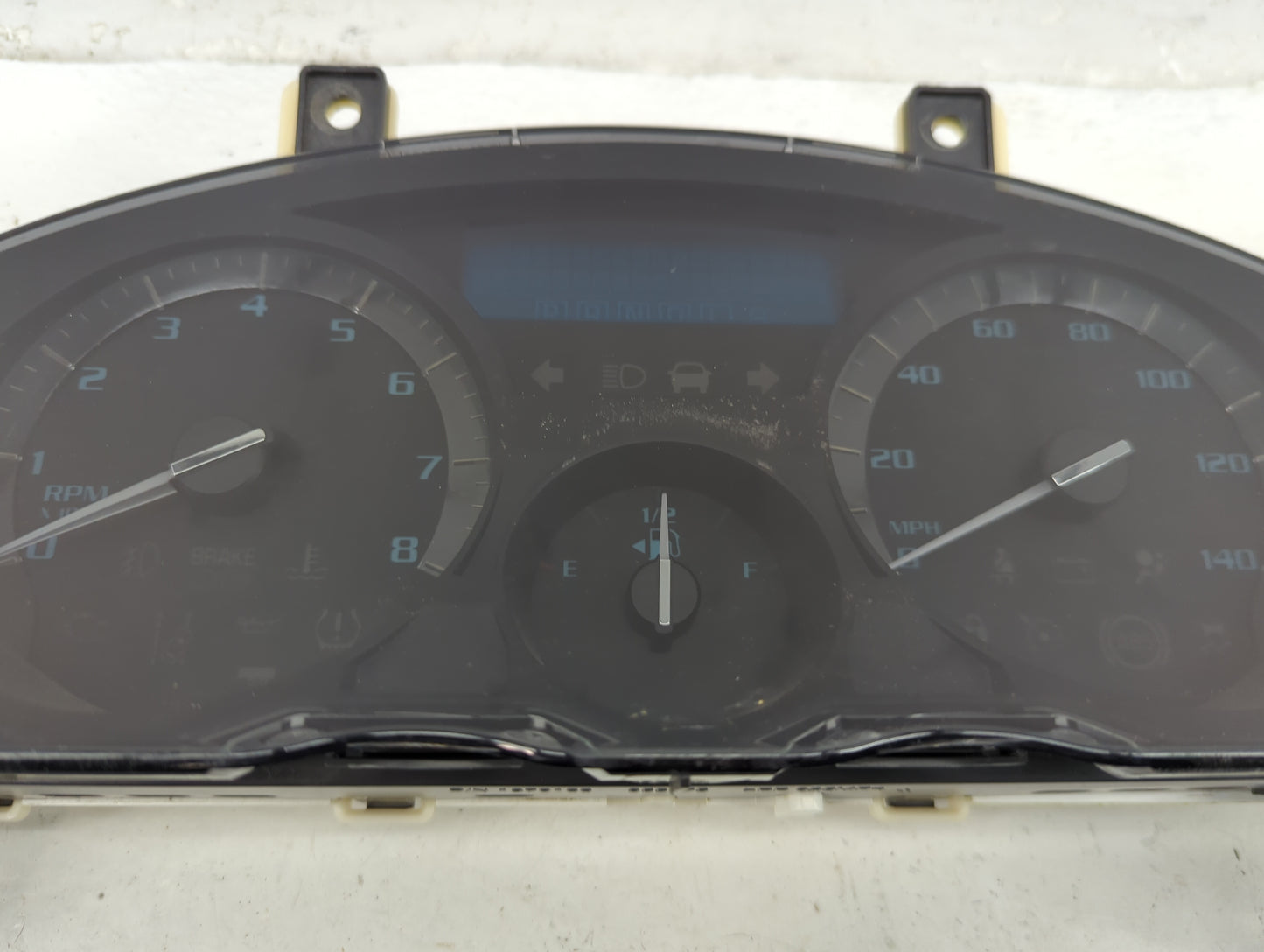 2014-2017 Buick Enclave Instrument Cluster Speedometer Gauges Fits Fits 2014 2015 2016 2017 OEM Used Auto Parts - Oemusedaut