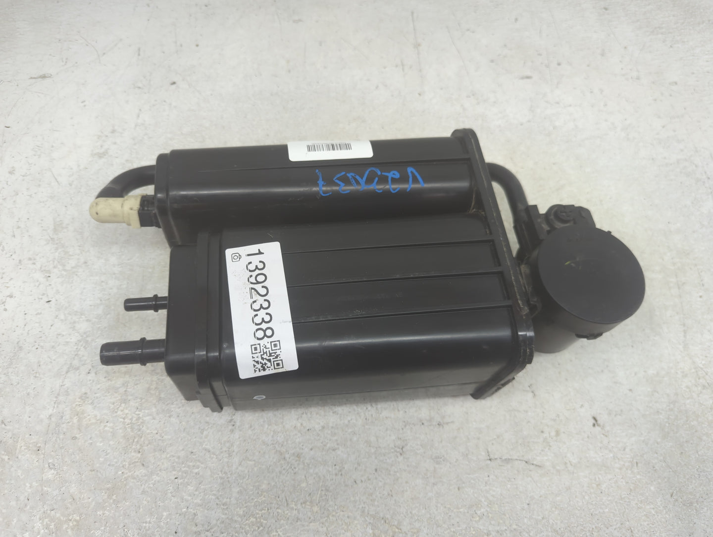 2015 Buick Enclave Fuel Vapor Charcoal Canister 1392338 - Oemusedautoparts1.com
