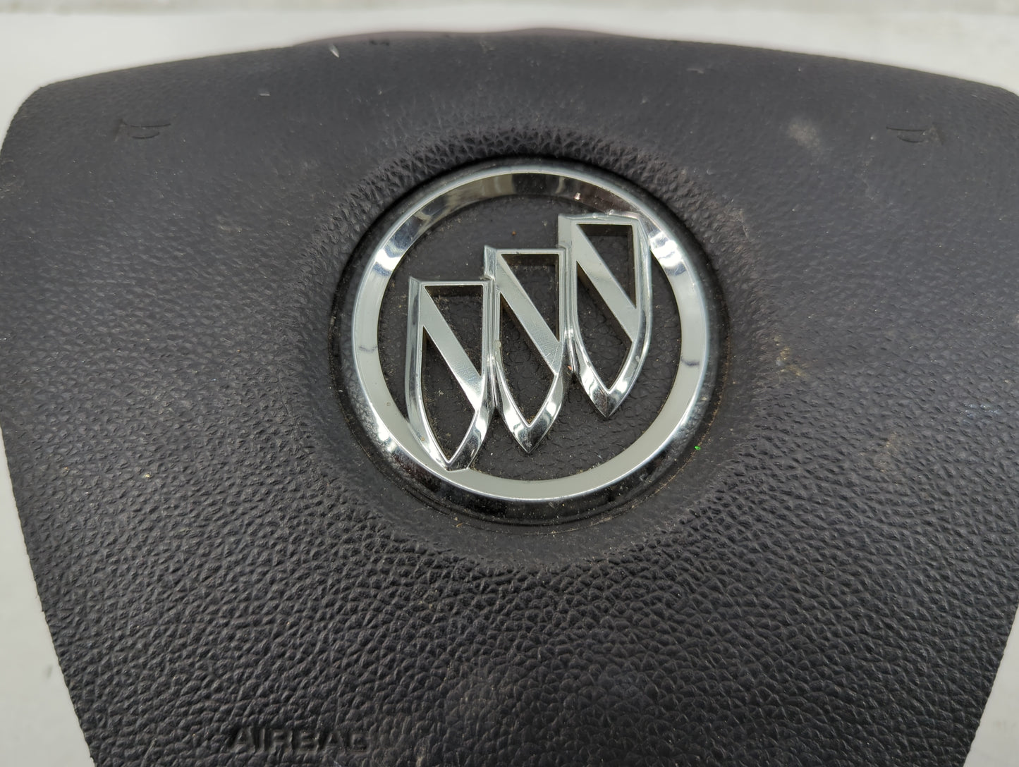 2008-2017 Buick Enclave Air Bag Driver Left Steering Wheel Mounted P/N:23165546 Fits OEM Used Auto Parts - Oemusedautoparts1