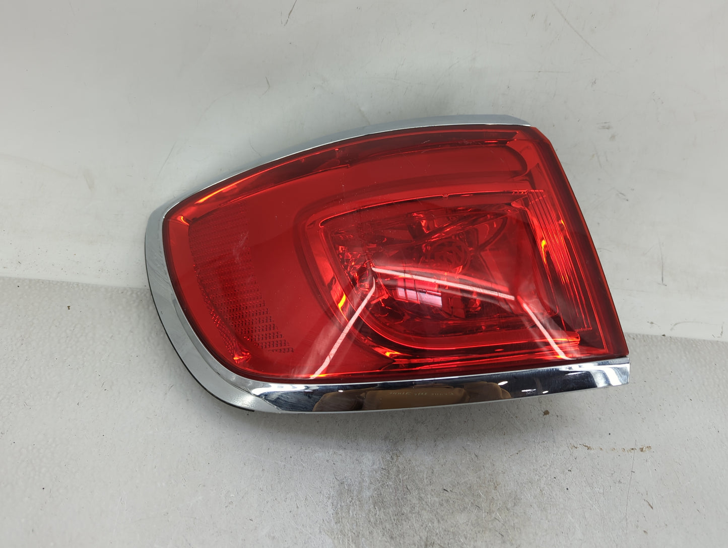 2013-2017 Buick Enclave Tail Light Assembly Driver Left OEM Fits Fits 2013 2014 2015 2016 2017 OEM Used Auto Parts - Oemused