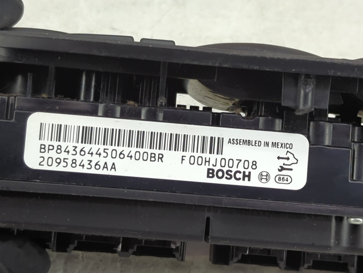 2010-2017 Buick Enclave Master Power Window Switch Replacement Driver Side Left P/N:20958436AA Fits OEM Used Auto Parts - Oe