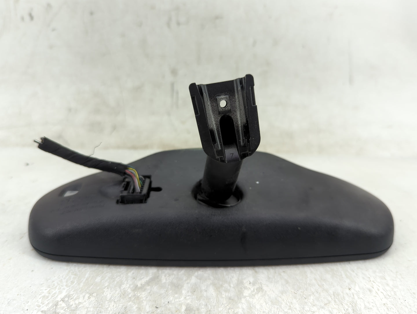 2009-2017 Buick Enclave Interior Rear View Mirror Replacement OEM P/N:22915243 Fits OEM Used Auto Parts - Oemusedautoparts1.
